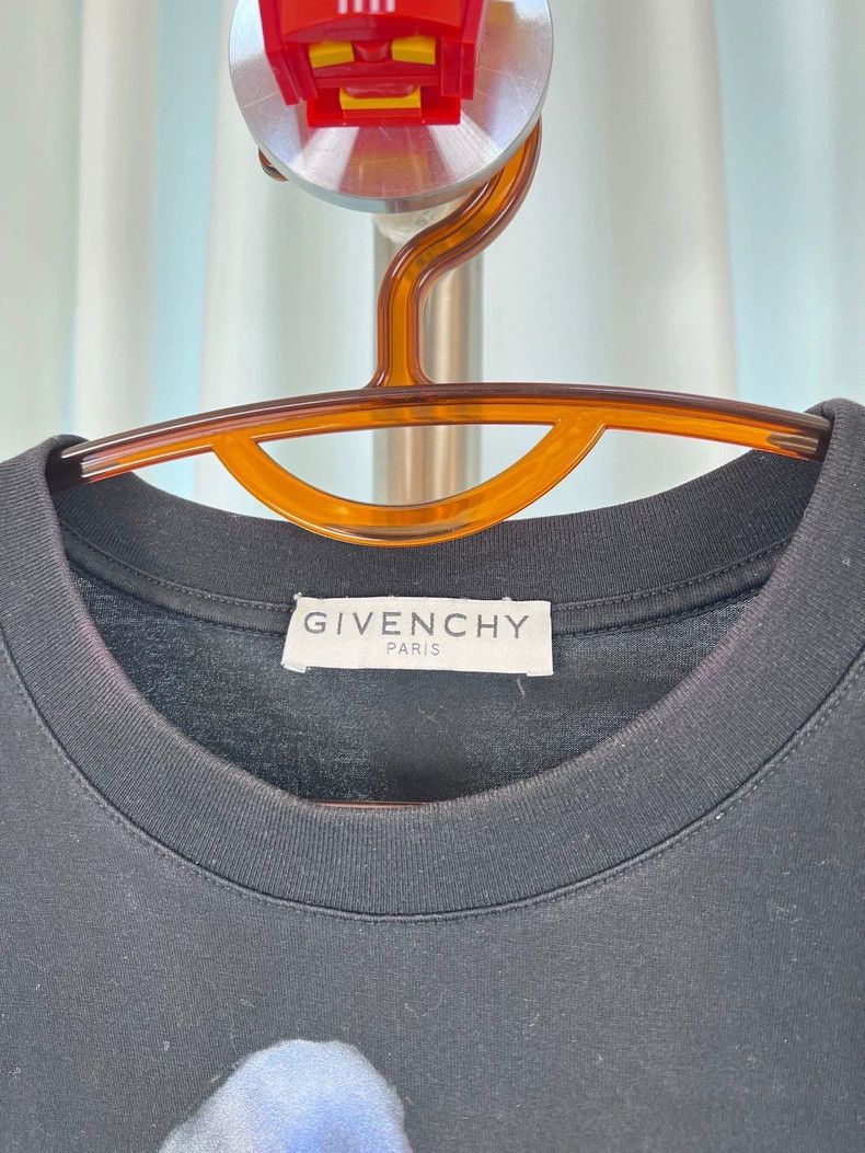 Givenchy Givenchy Big Shark Short Sleeve Size US S / EU 44-46 / 1 - 4 Thumbnail