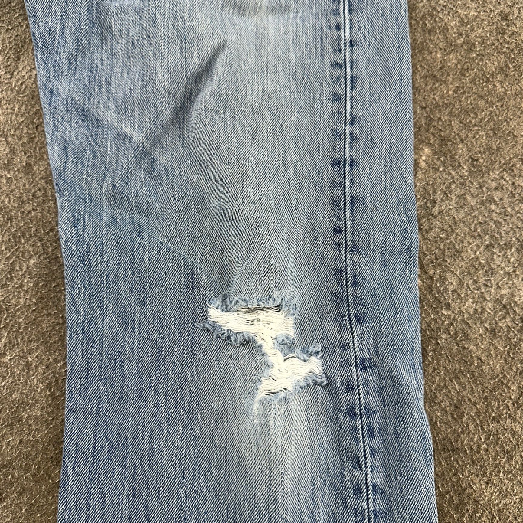 Levi's VINTAGE Levi's 501 Jeans Mens 34x29 Blue Distressed Straight Regular Fit Jeans Size US 34 / EU 50 - 7 Thumbnail