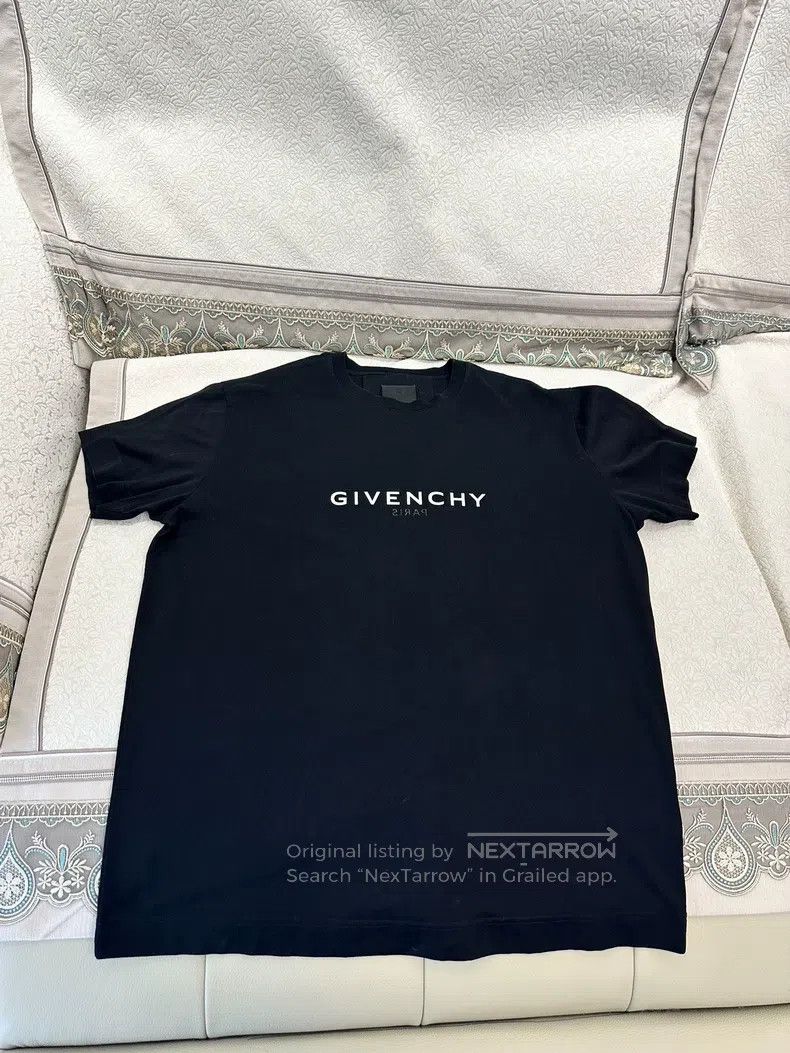 Givenchy Givenchy SS21 Oversized Logo Print Round Neck Short Sleeve Size US S / EU 44-46 / 1 - 4 Thumbnail