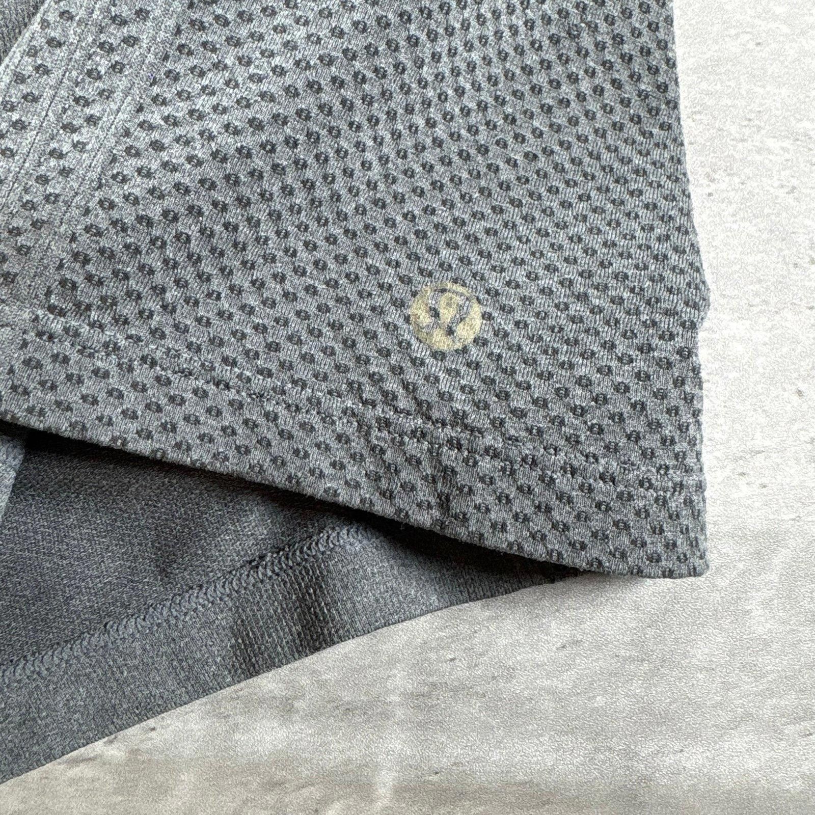 Lululemon Lululemon Athletica charcoal grey shorts Size 32" / US 10 / IT 46 - 4 Thumbnail