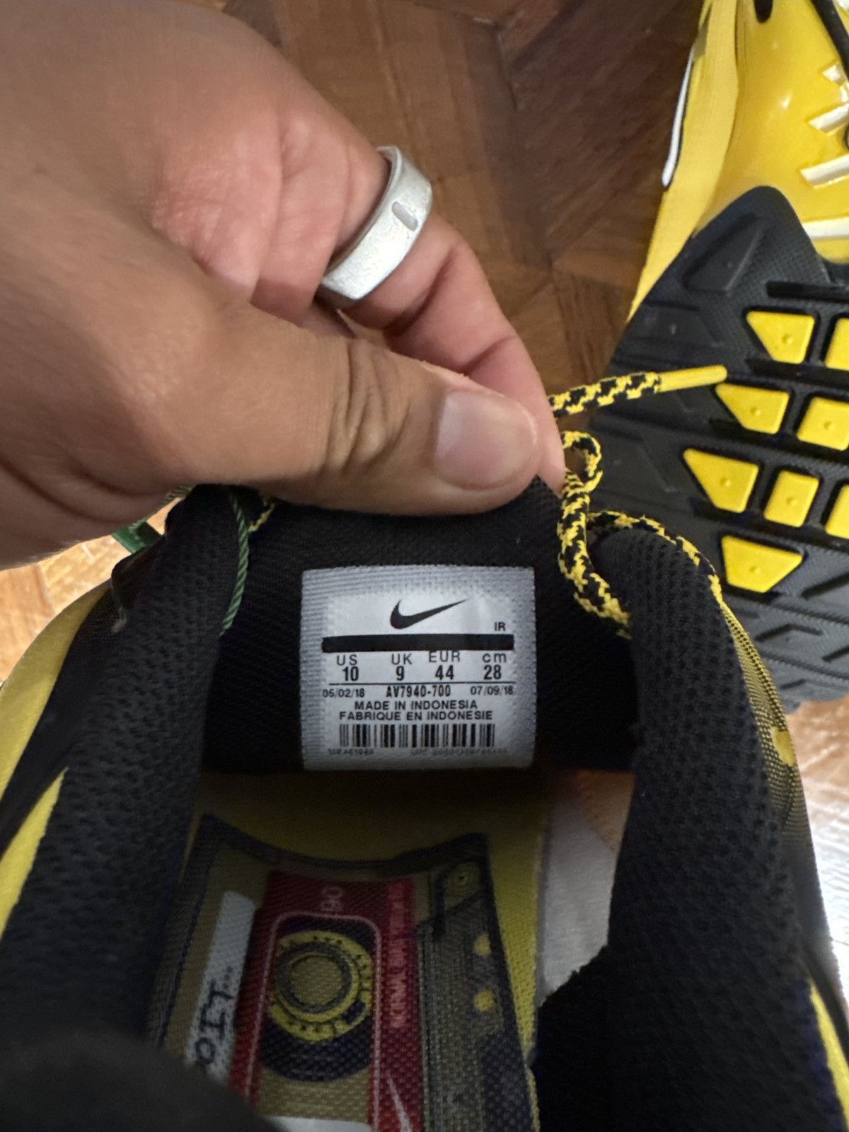 Nike Air Max Plus Size US 10 / EU 43 - 2 Thumbnail