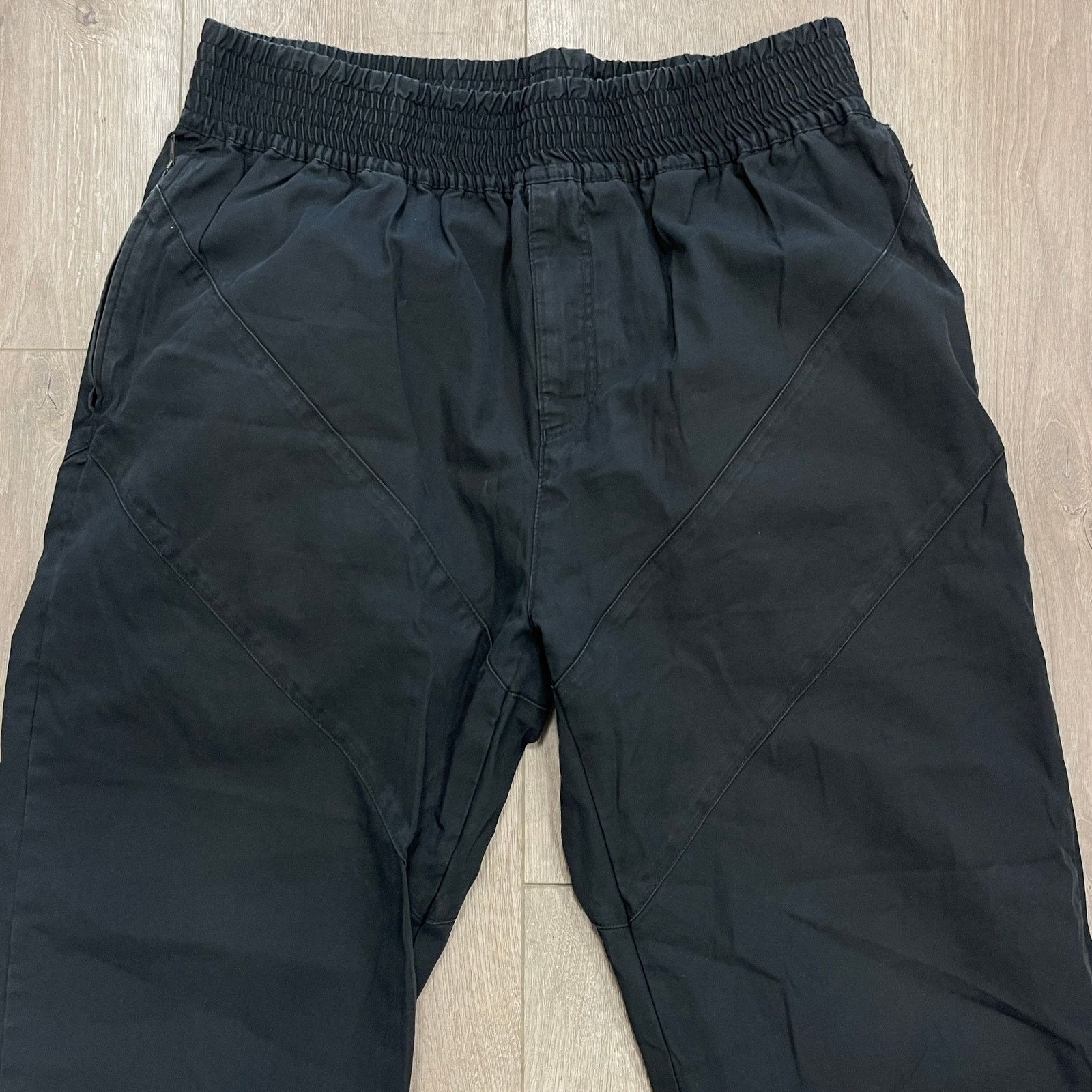 Givenchy Givenchy Banded Trousers Jogger Pants Size 50 B7 Size US 32 / EU 48 - 2 Thumbnail