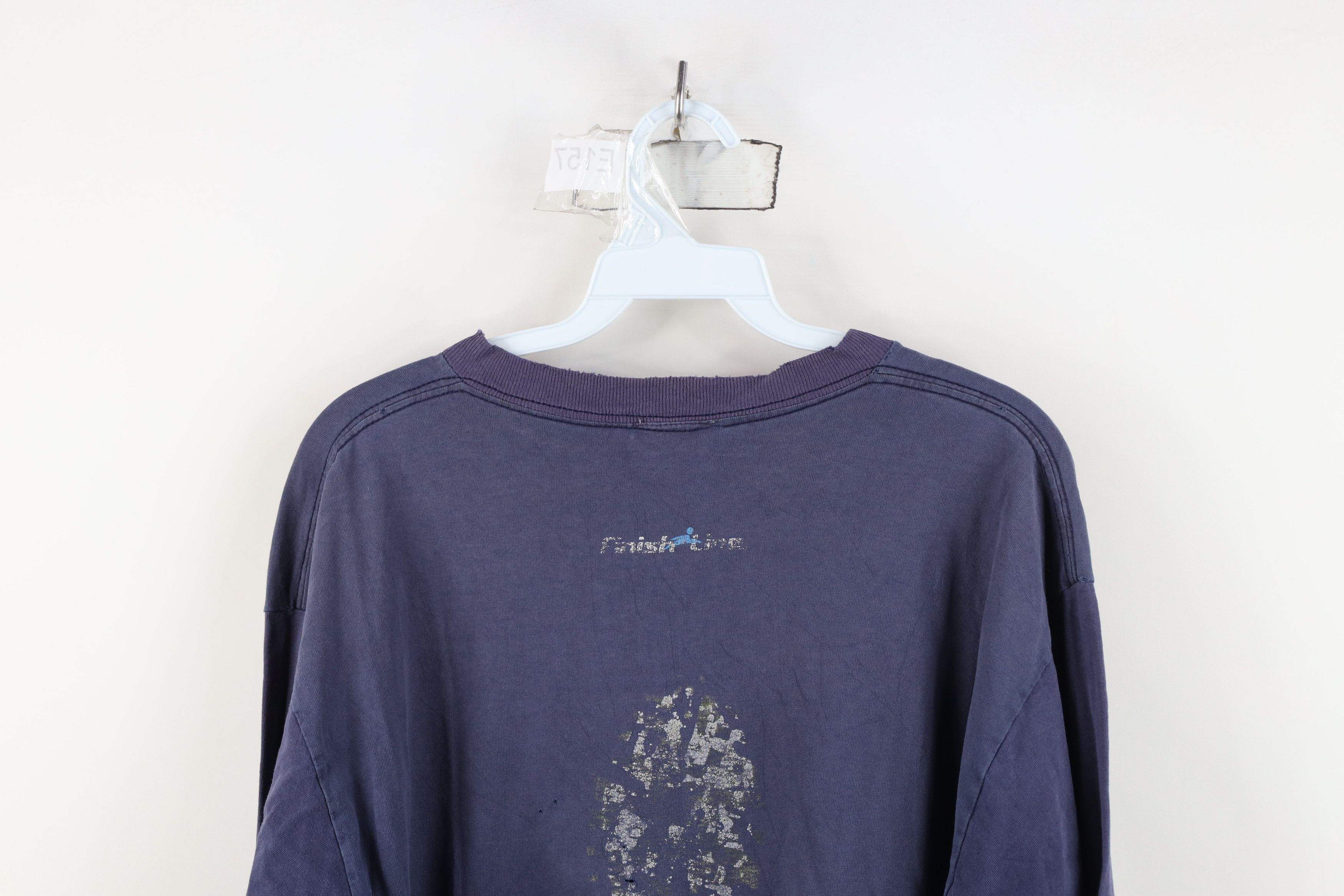 Nike Vintage 90s Nike Mini Swoosh Enjoy the Weather T-Shirt Size US L / EU 52-54 / 3 - 16 Thumbnail