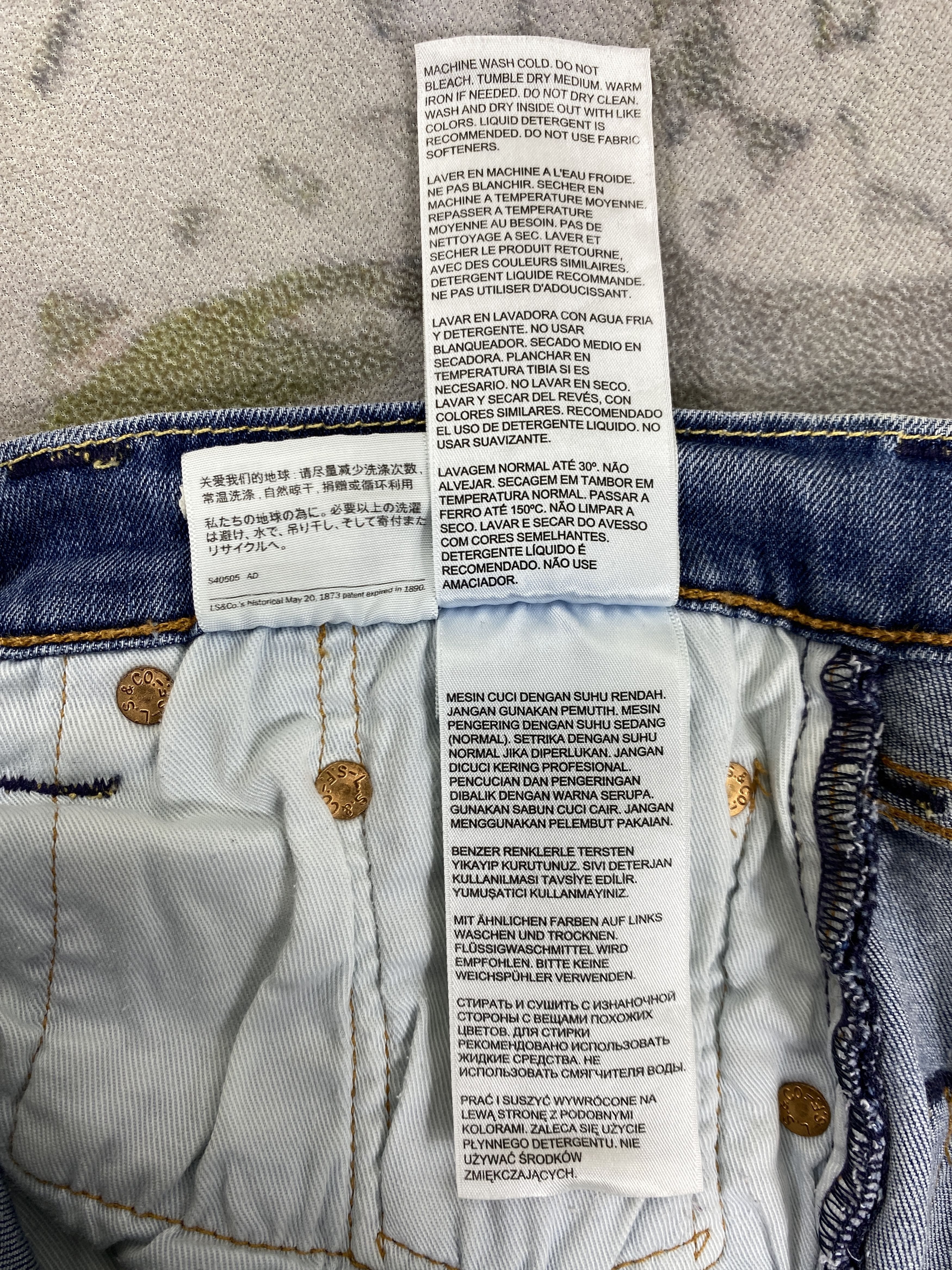 Levi's Light Blue Wash Levi's 502 Jeans 31x30.5 Denim -JN1425 Size US 31 - 11 Thumbnail