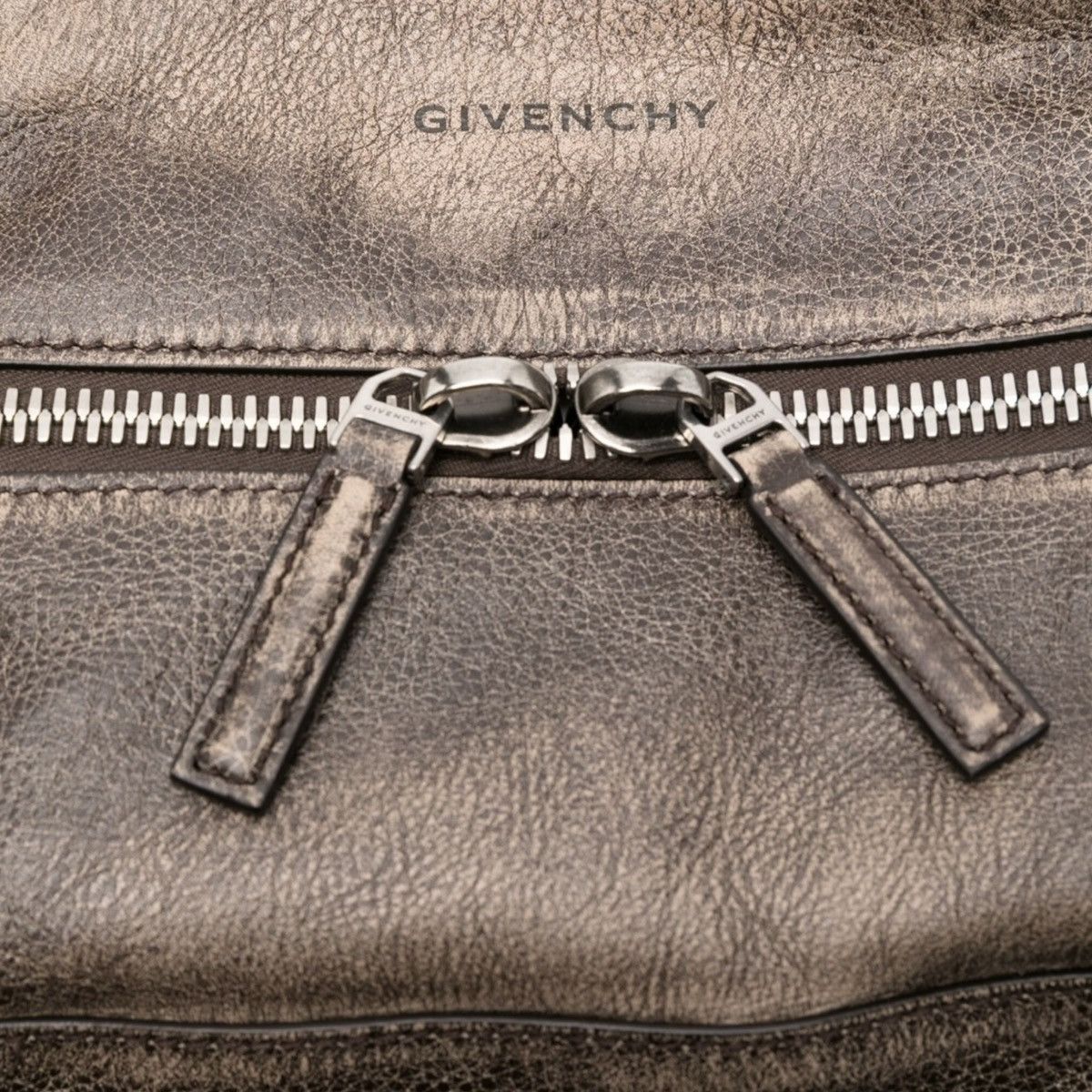 Givenchy $1,700 Givenchy pandora crinkled leather Crossbody messenger Size ONE SIZE - 3 Thumbnail