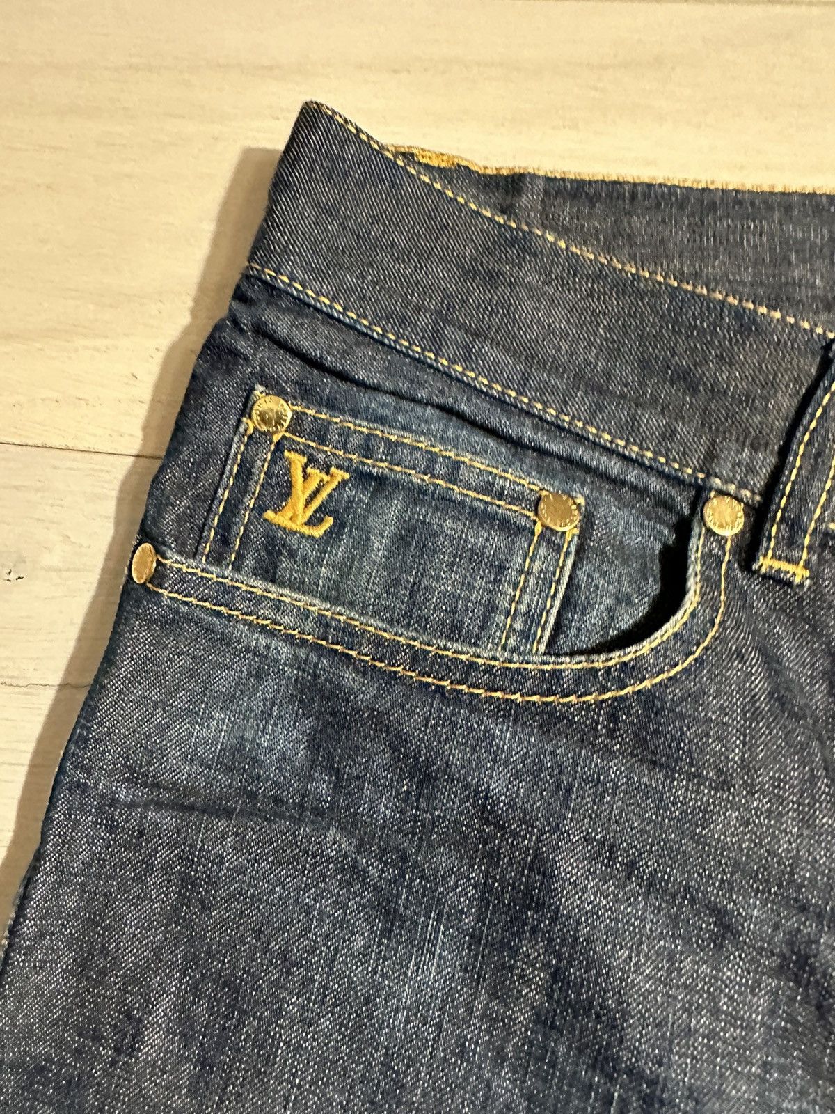 image of Louis Vuitton Lv Denim Golden Embroidery Back Pocket 42 32 in Blue, Men's