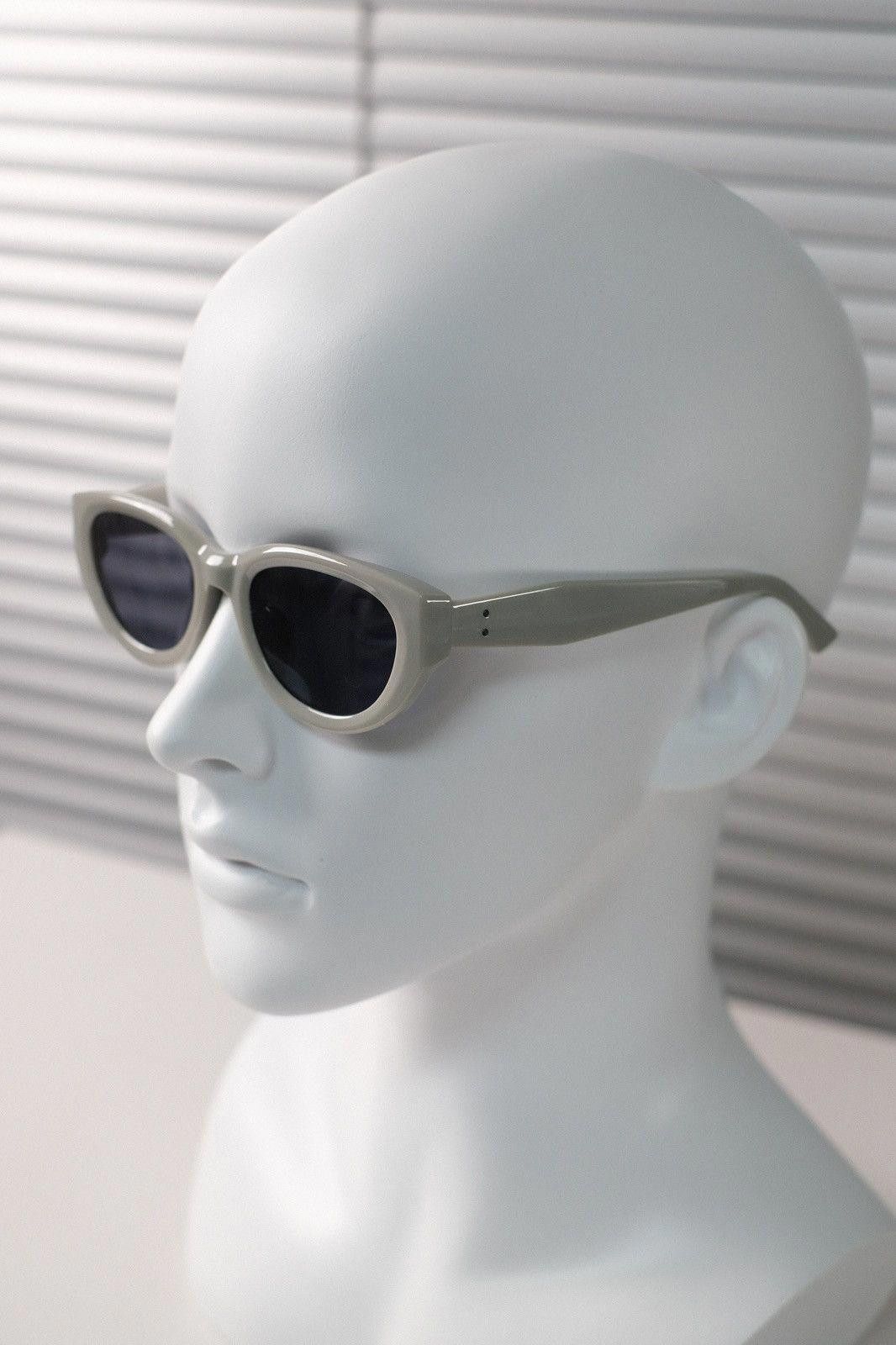 Japanese Brand Vtg Vintage Y2k Avant Garde Cat Eye Gray Sunglasses Unisex Size ONE SIZE - 2 Thumbnail