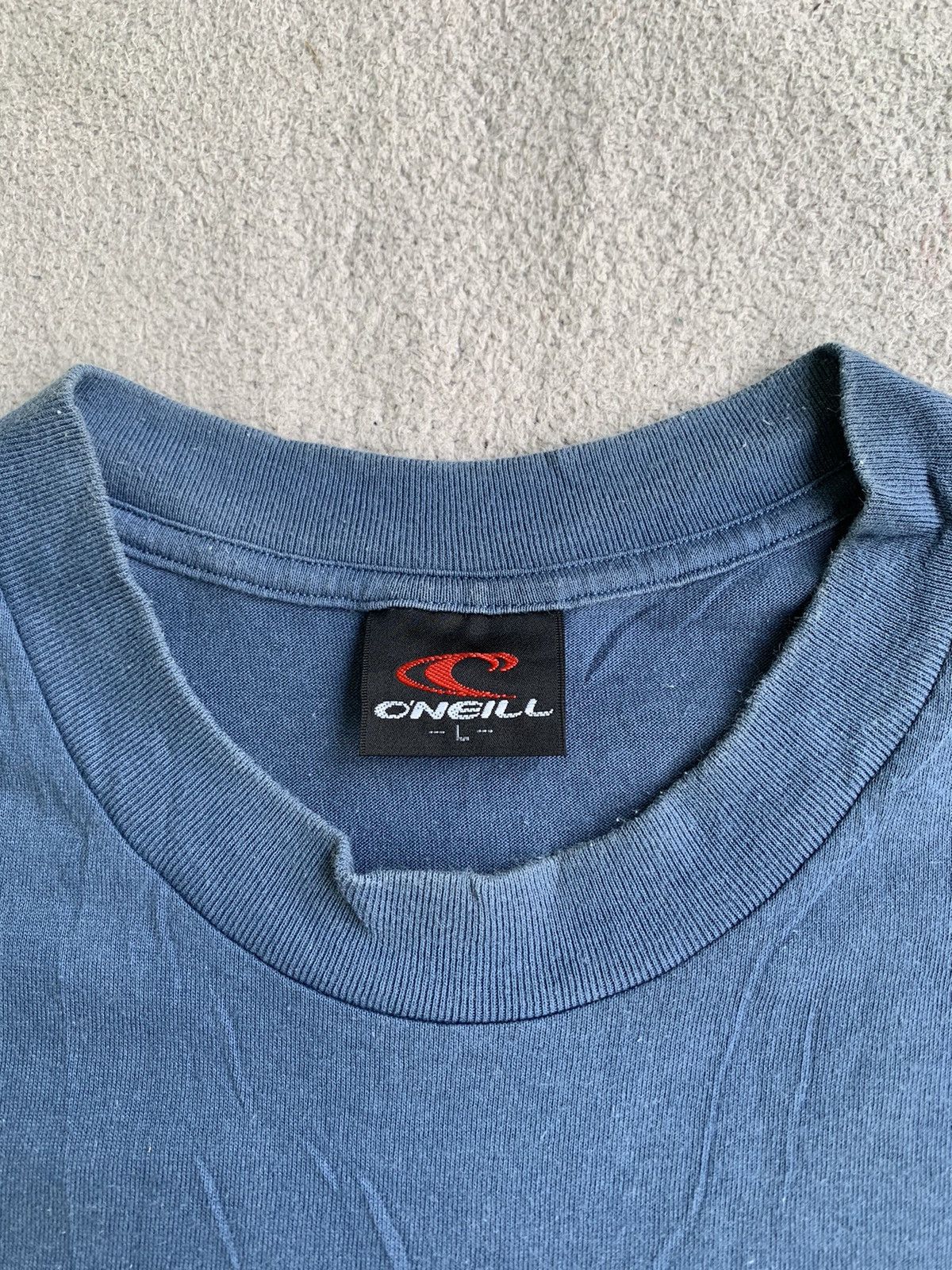 O'Neill × Vintage Vintage Oneill Big Logo Fade Tee Shirt Surf Size US L / EU 52-54 / 3 - 8 Thumbnail