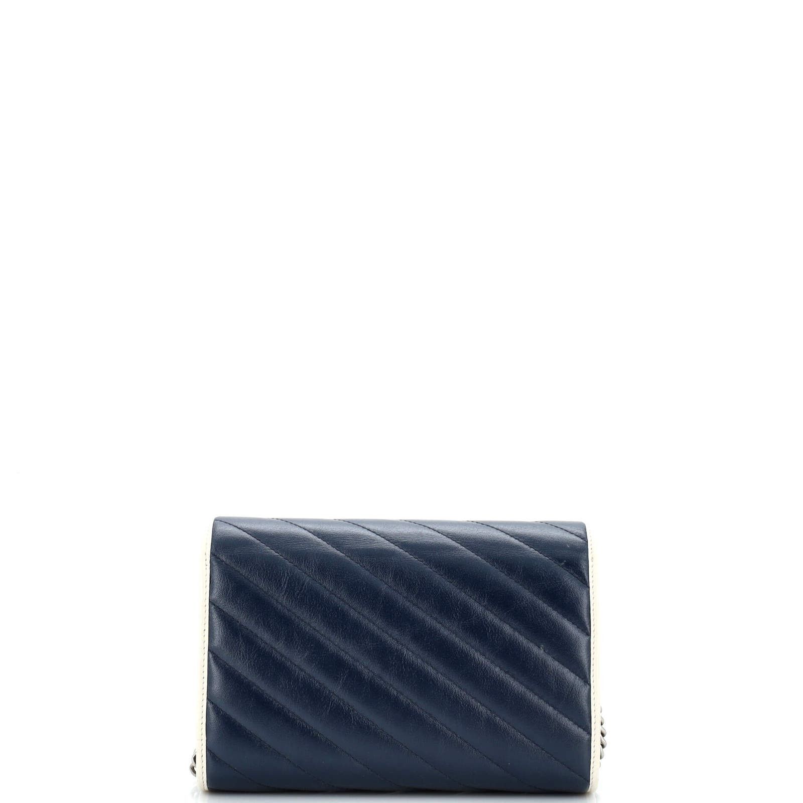 GG Marmont Chain Wallet Diagonal Quilted Leather Mini