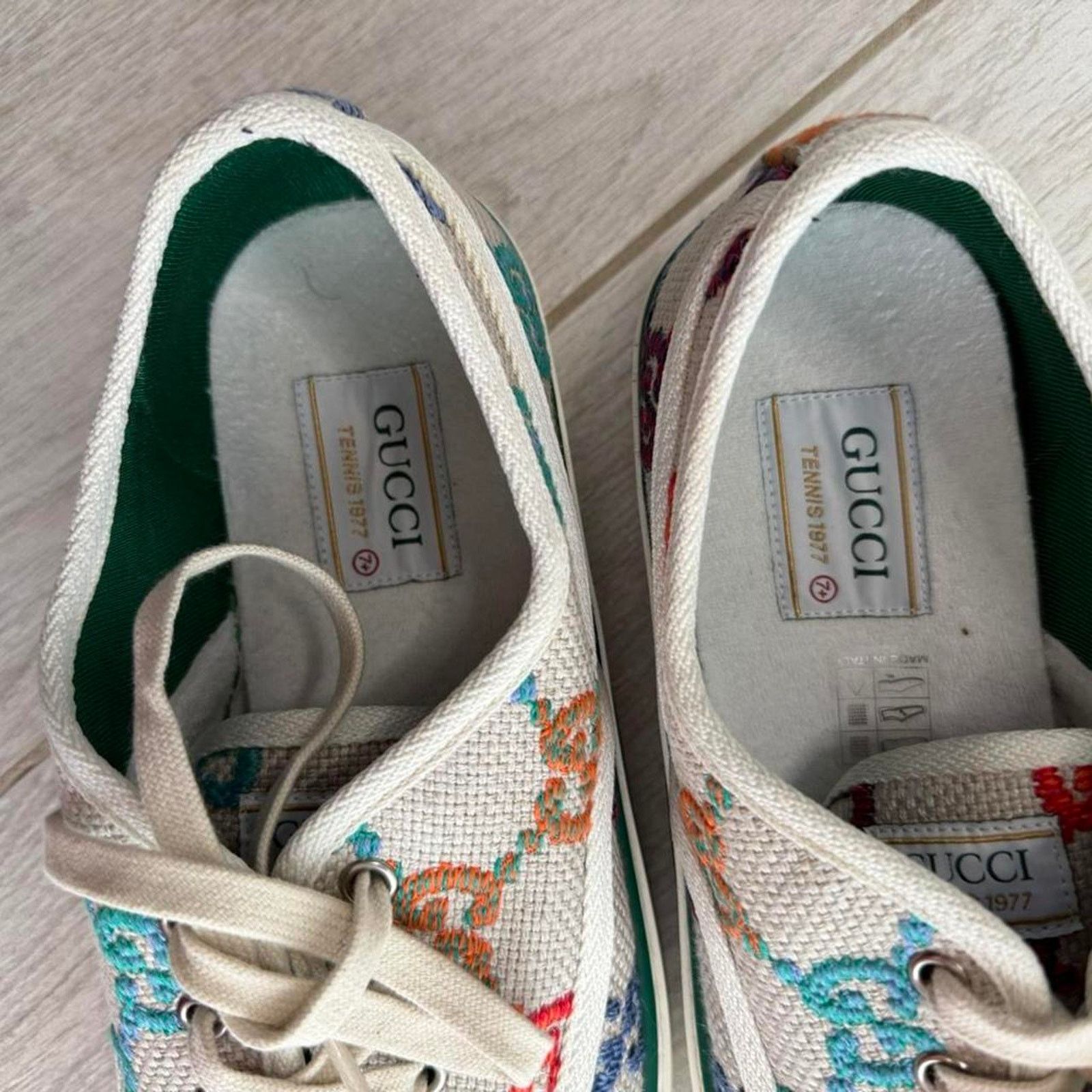 Gucci Rare gucci tennis 1977 multi color US Women 10.5/40.5 Size US 10.5 / IT 40.5 - 5 Thumbnail