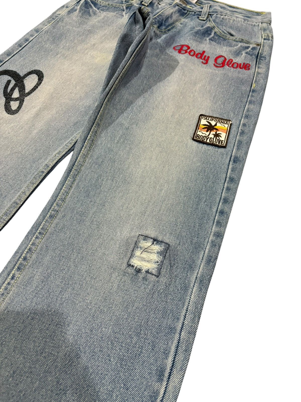 Body Glove × Seditionaries × Vintage Y2k Body Glove California Strike Distressed Patchwork Jeans Size US 29 - 3 Thumbnail