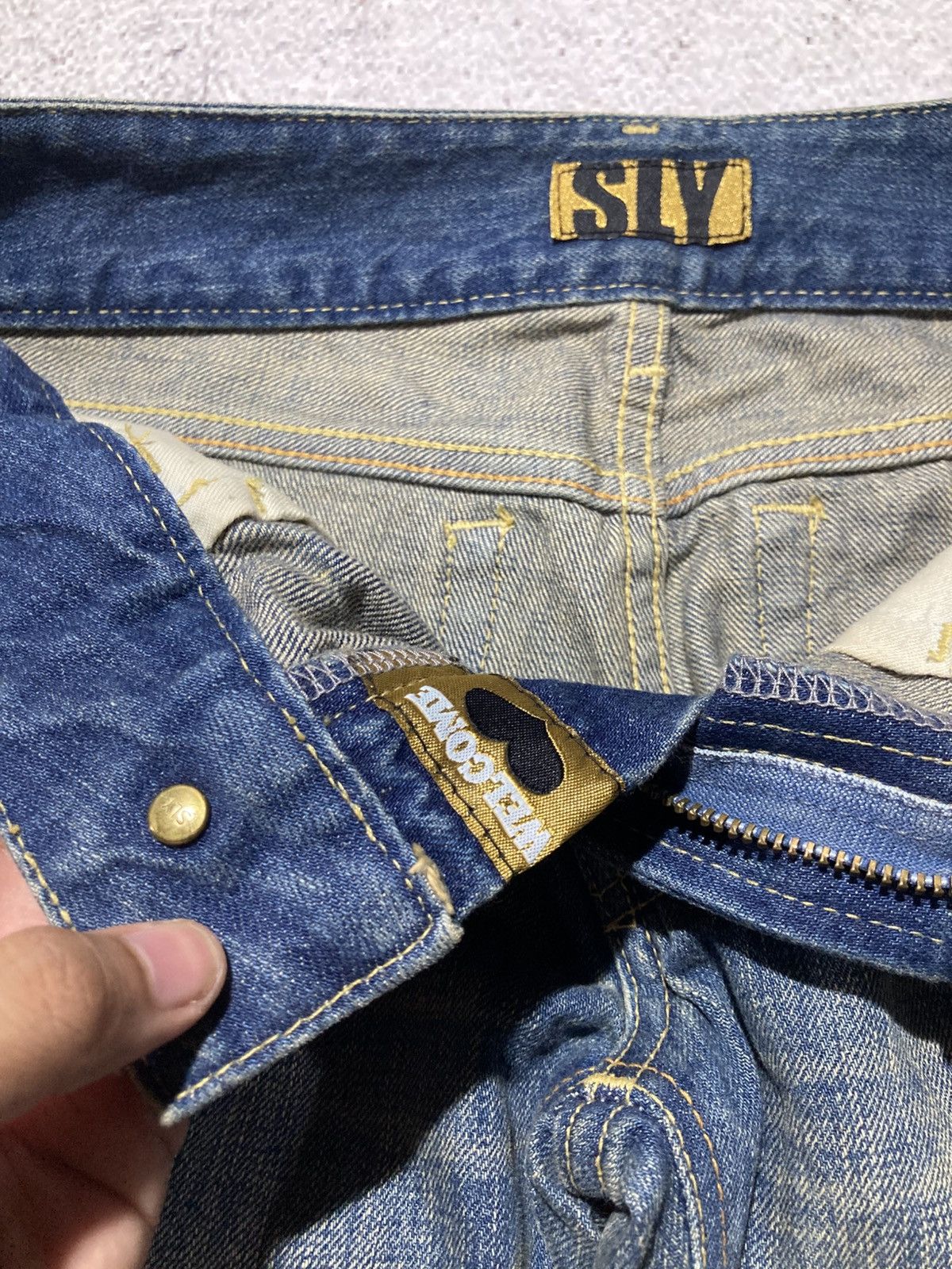 Japanese Brand 🇯🇵 2000s SLY Japan Ripped Bootcut Denim Jeans Pants Blue Wash Size US 26 / EU 42 - 12 Thumbnail