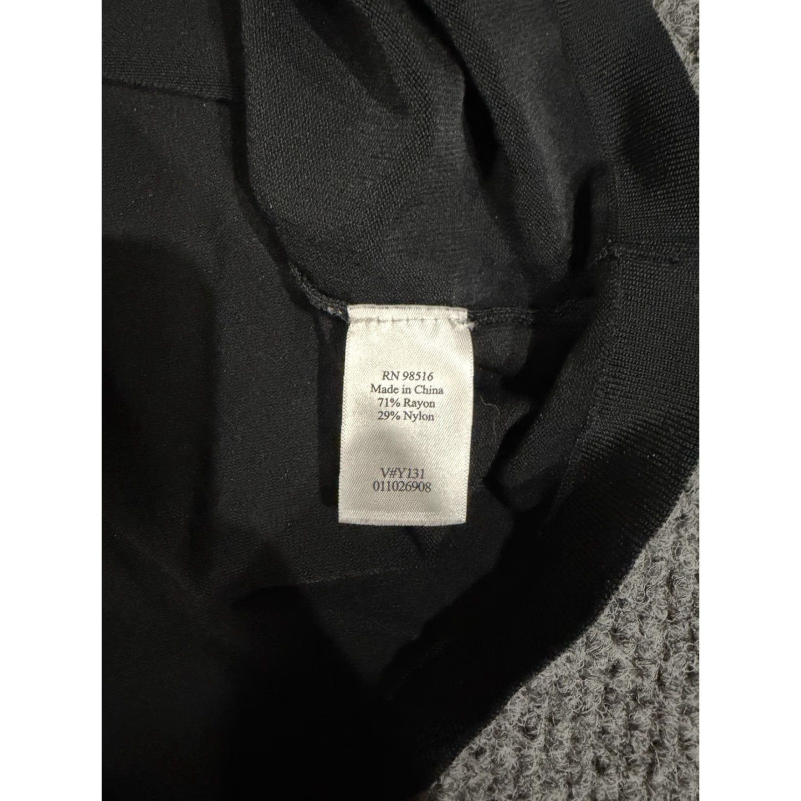 Coldwater Creek Coldwater Creek Cardigan Sweater Womens M Black Beaded Neck Button Front Crew Neck Lightweight Geometric Knit Size M / US 6-8 / IT 42-44 - 6 Thumbnail