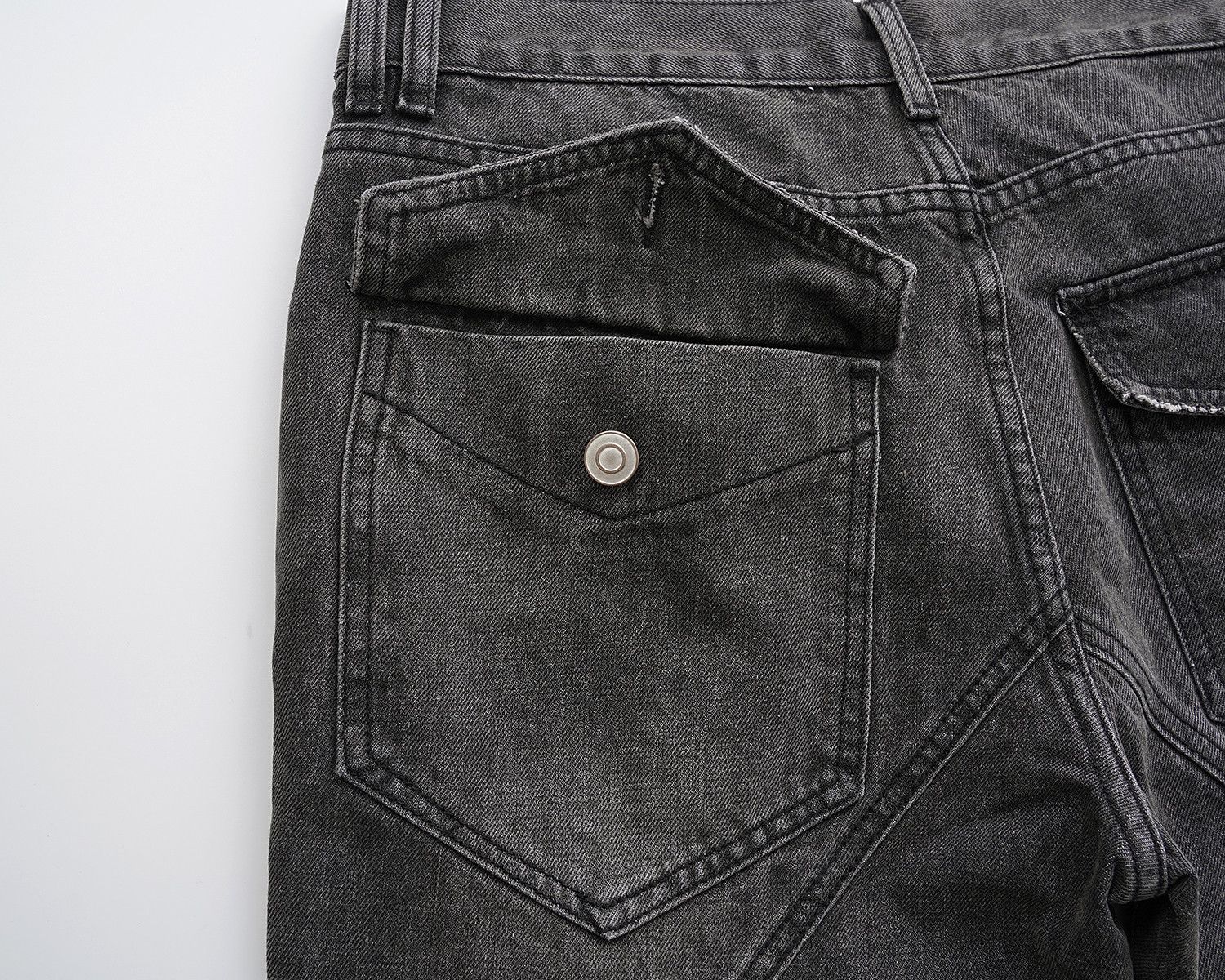 Japanese Brand × Jean × Vintage Irregular lines Pockets Washed Black Baggy Jeans Size US 31 - 8 Thumbnail