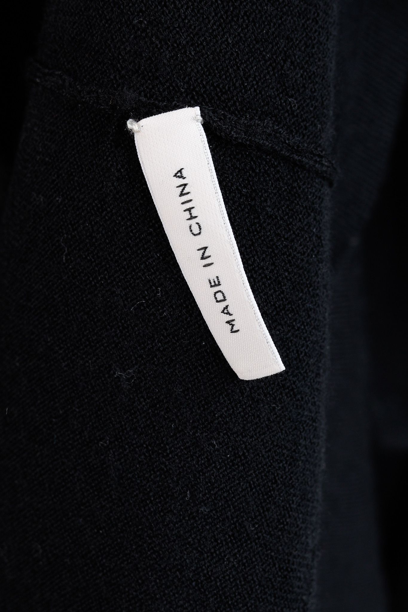 DOROTHEE SCHUMACHER Dorothee Schumacher Black Ruffle Tie-Neck Knit Blouse Size L / US 10 / IT 46 - 8 Thumbnail