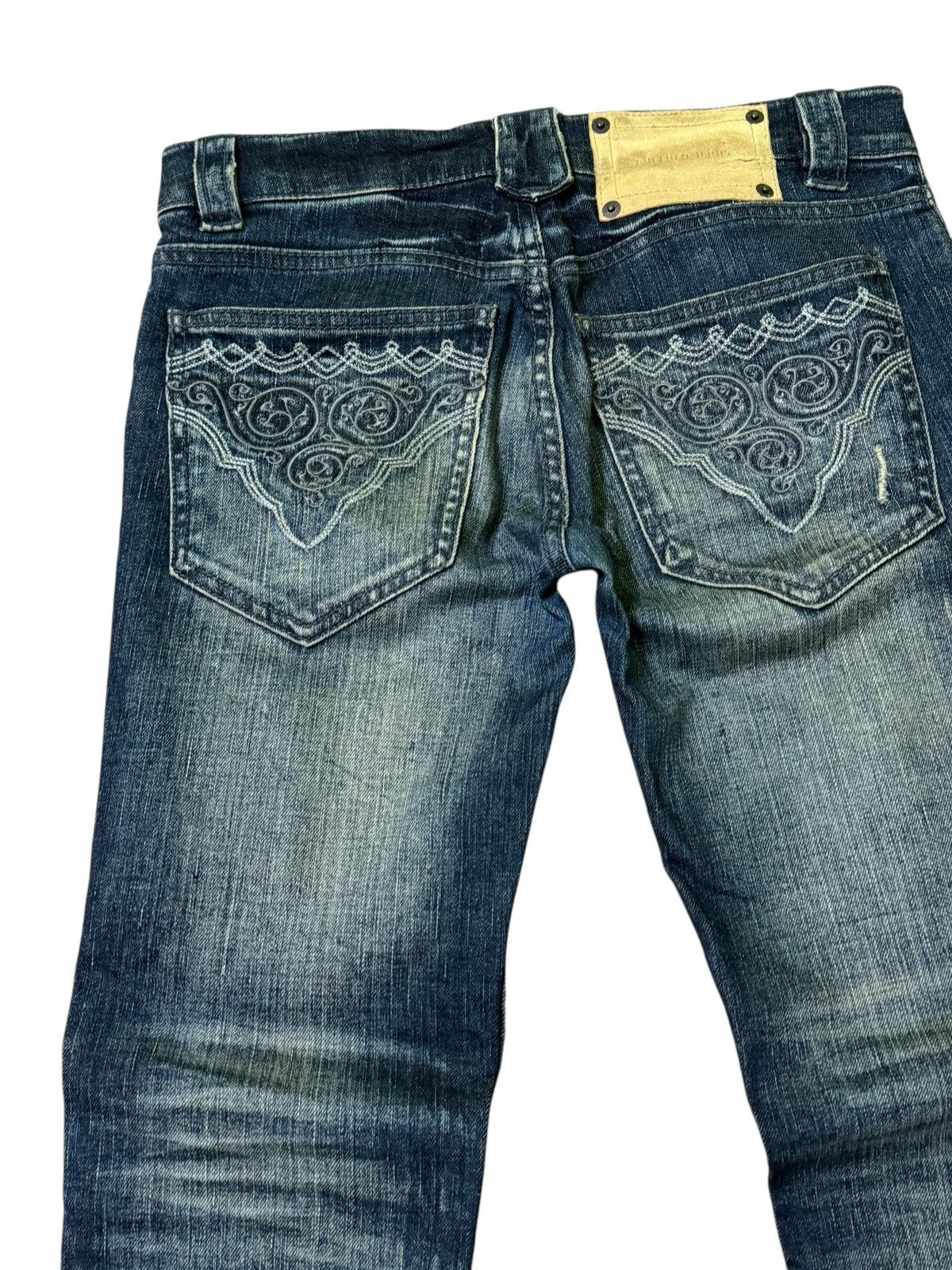 If Six Was Nine Flared Buffalo Jeans Embroidered Distress Low Waist Denim Size US 29 - 10 Thumbnail