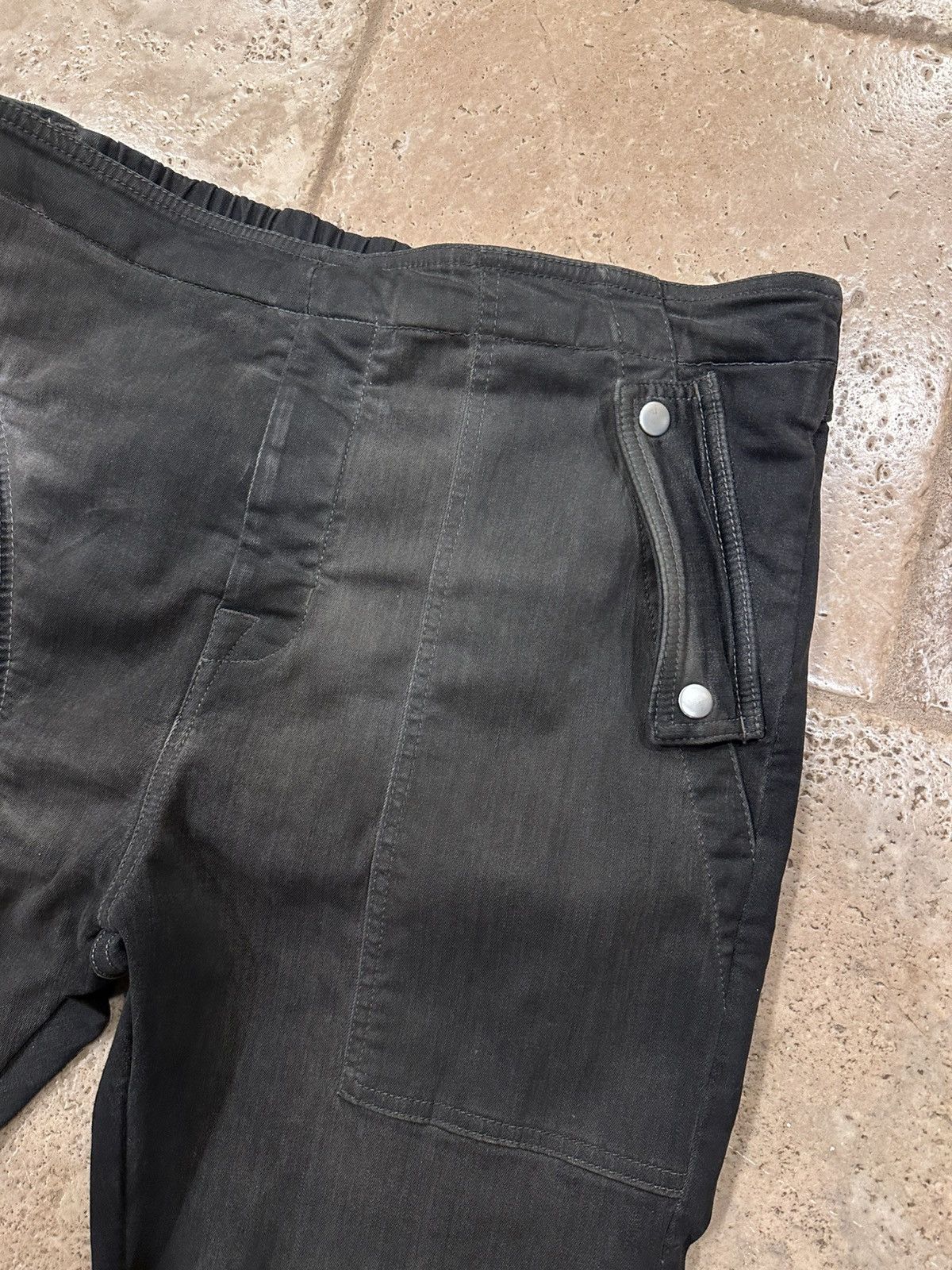 Rick Owens Rick Owens DRKSHDW Aircut SS23 Dark Dust Denim Joggers Size US 36 / EU 52 - 5 Thumbnail