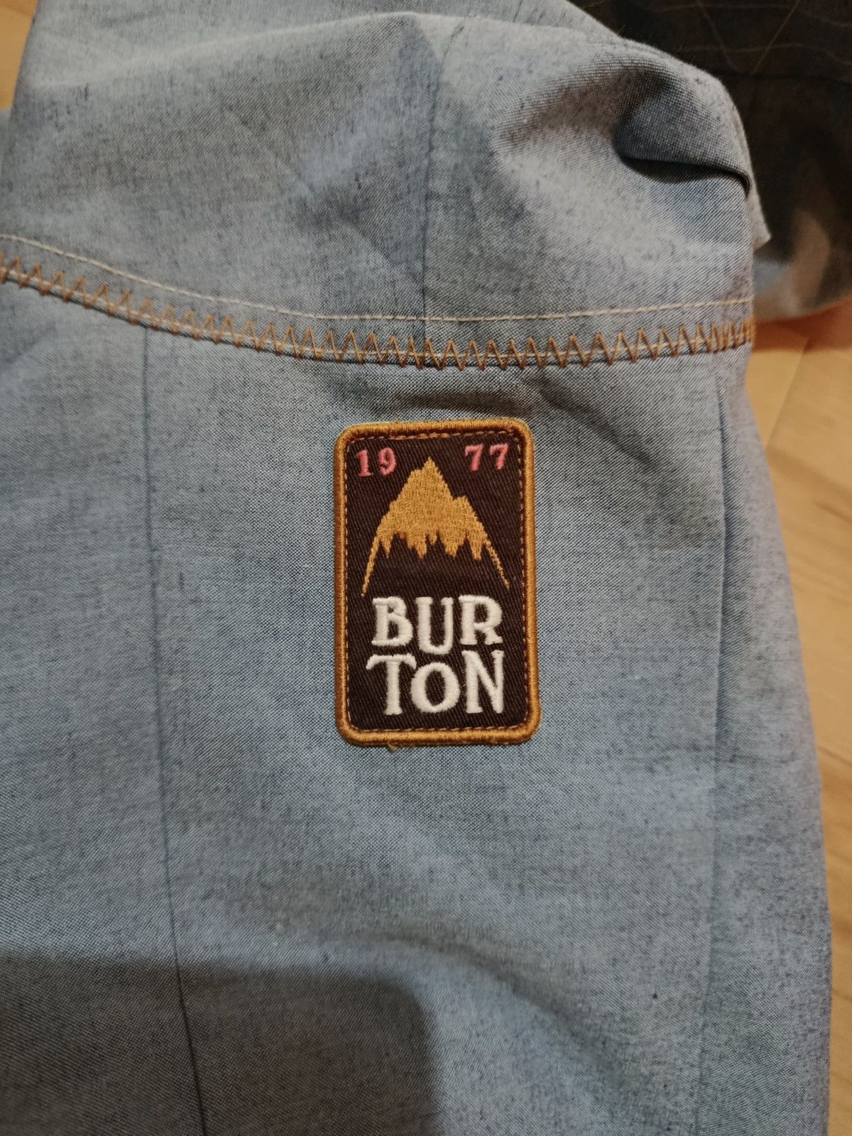 Burton Burton snowboard jacket Size US L / EU 52-54 / 3 - 2 Thumbnail