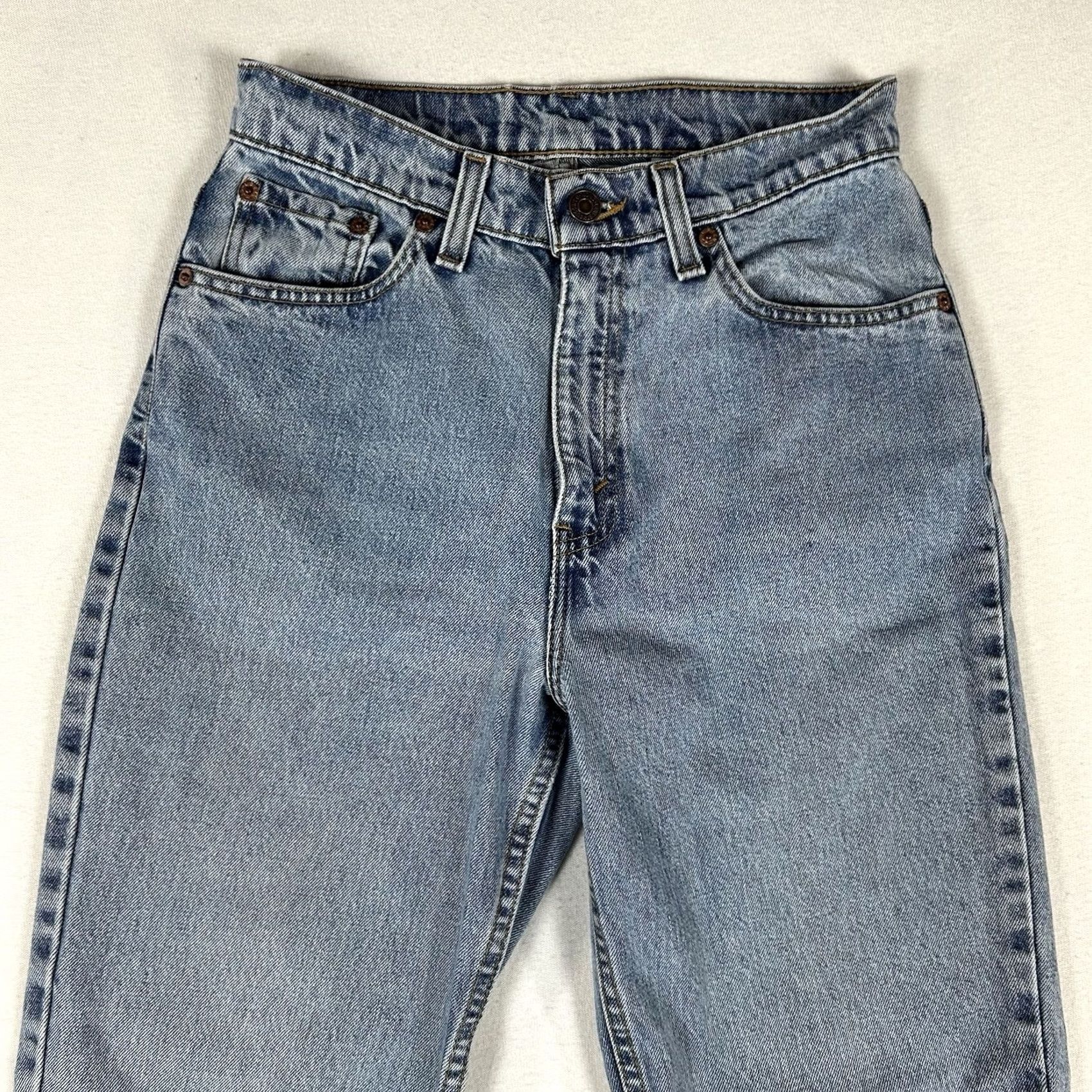 Levi's VINTAGE Levi's 521 Jeans Womens 6P Tapered Fit Light Wash Denim 90's Made in USA Size 28" / US 6 / IT 42 - 3 Thumbnail