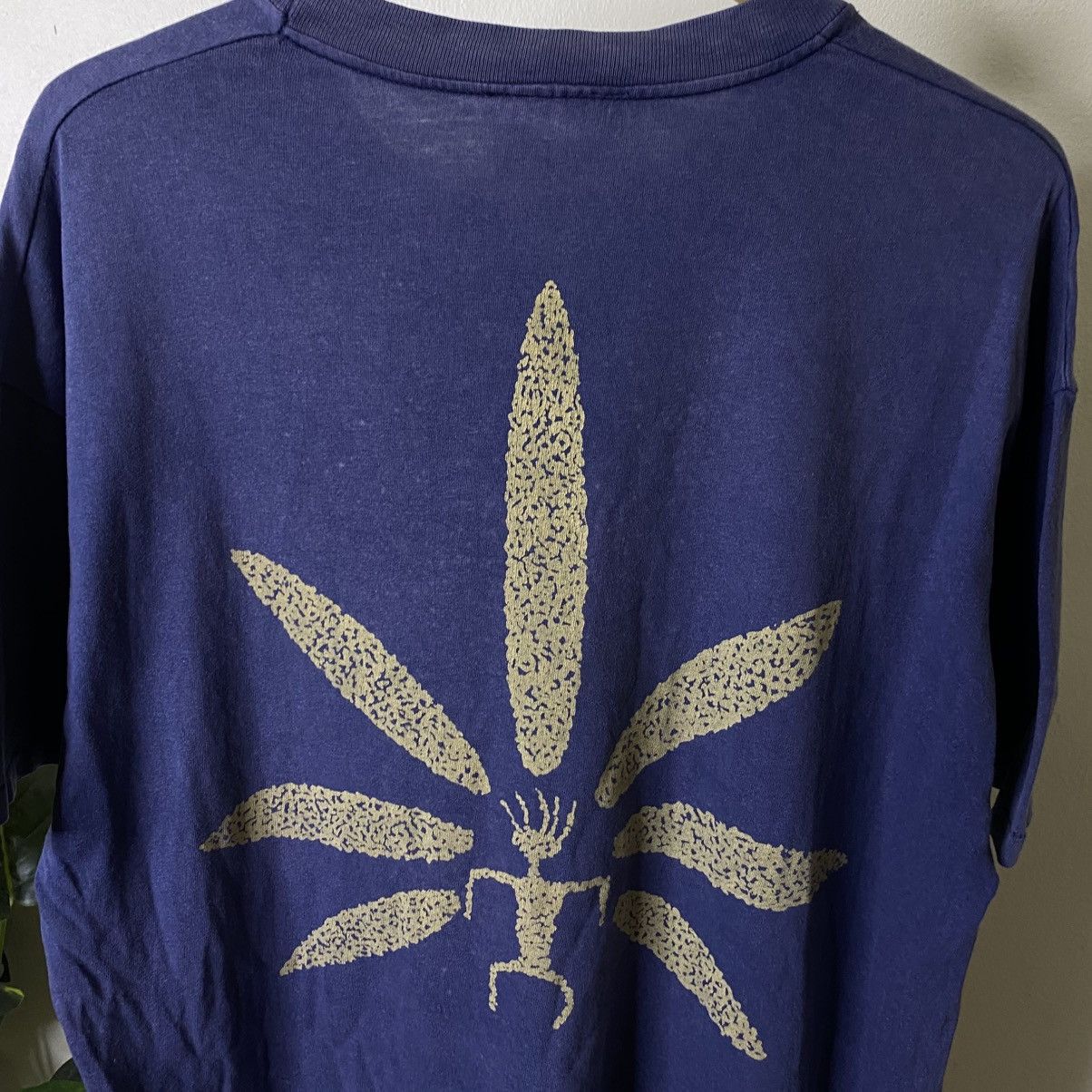Vintage 1990s Blue Planet Surf Gear Bronze Age Surf Skate T Shirt Size US XL / EU 56 / 4 - 2 Thumbnail