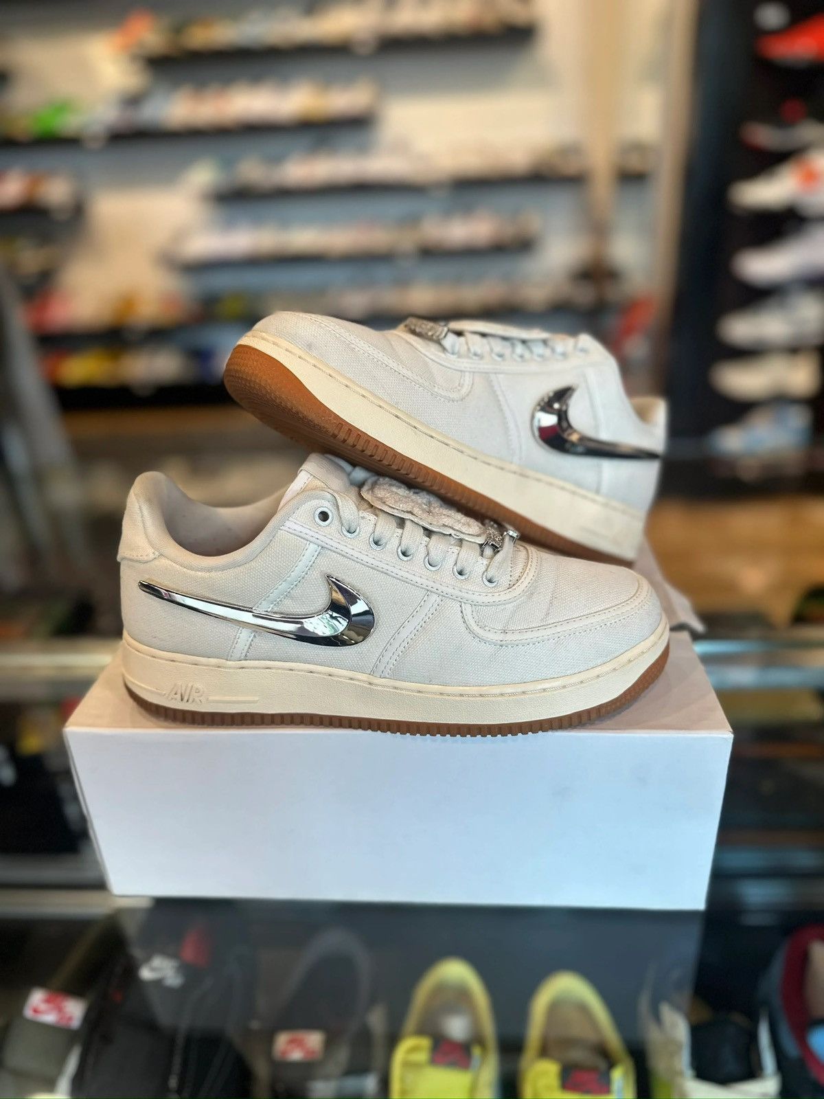 Nike × Travis Scott *EXTRAS* Air Force 1 Low Travis Scott Sail Clean Size 9.5 Size US 9.5 / EU 42-43 - 1 Thumbnail