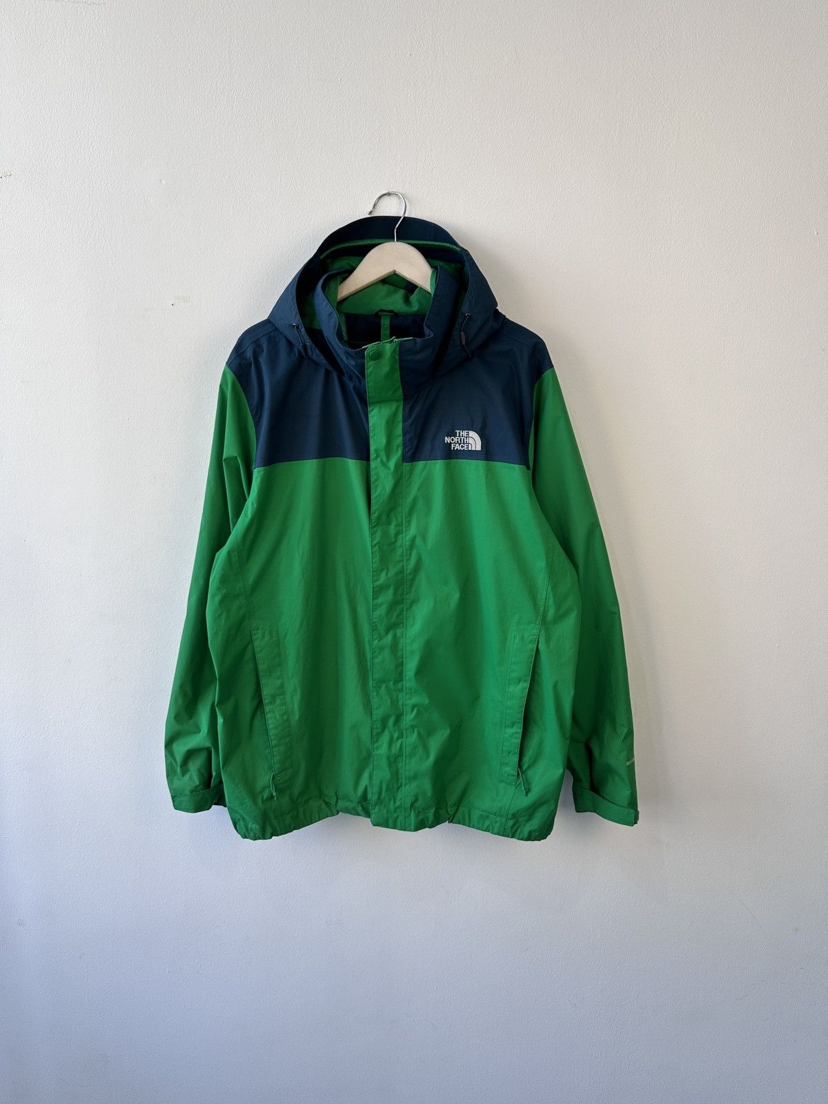The North Face The North Face Resolve 2 Waterproof Jacket XL DryVent Hooded Size US XL / EU 56 / 4 - 1 Thumbnail