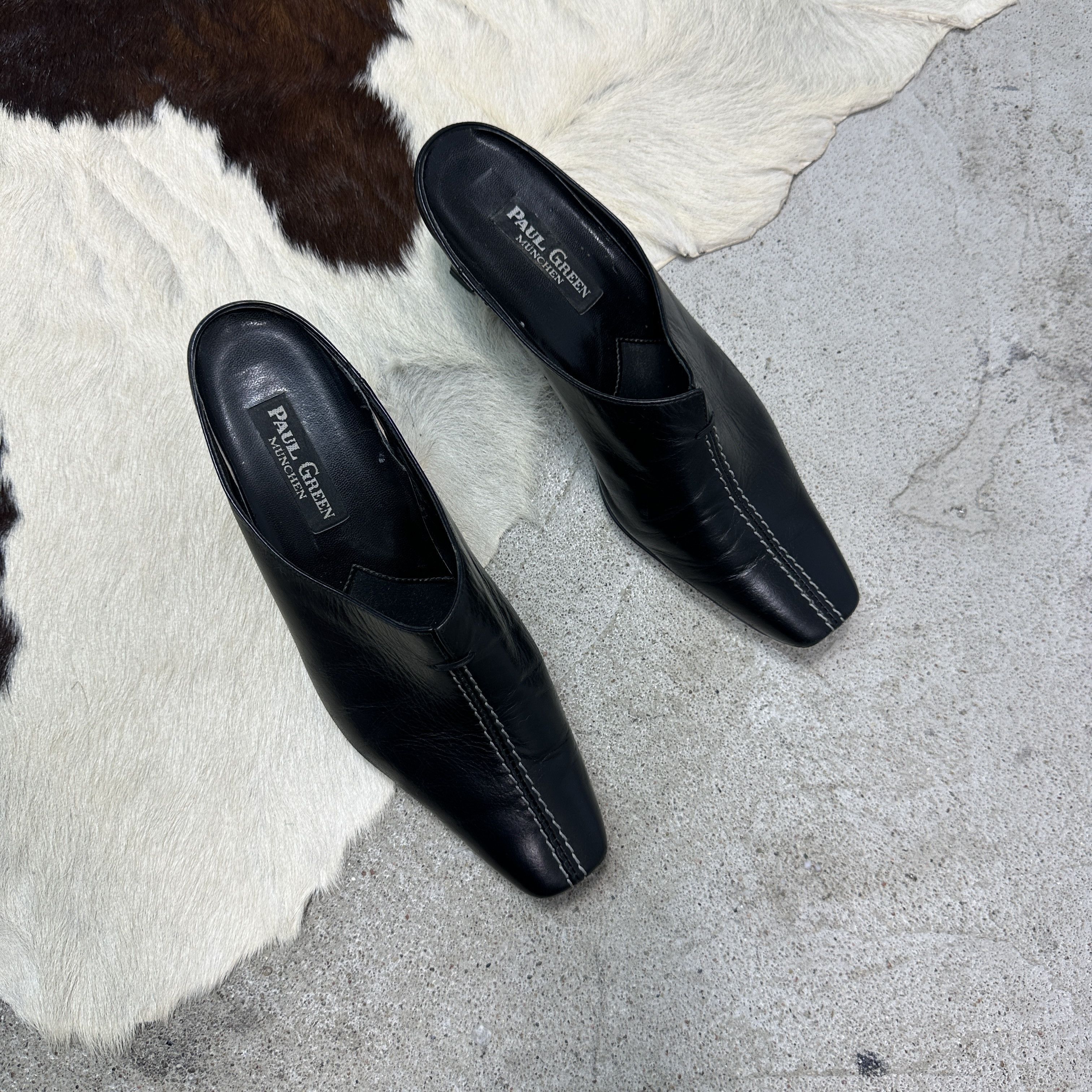 Vintage Vintage Avant Garde Slip on Leather Kitten Heels Y2K Size US 8 / IT 38 - 3 Thumbnail