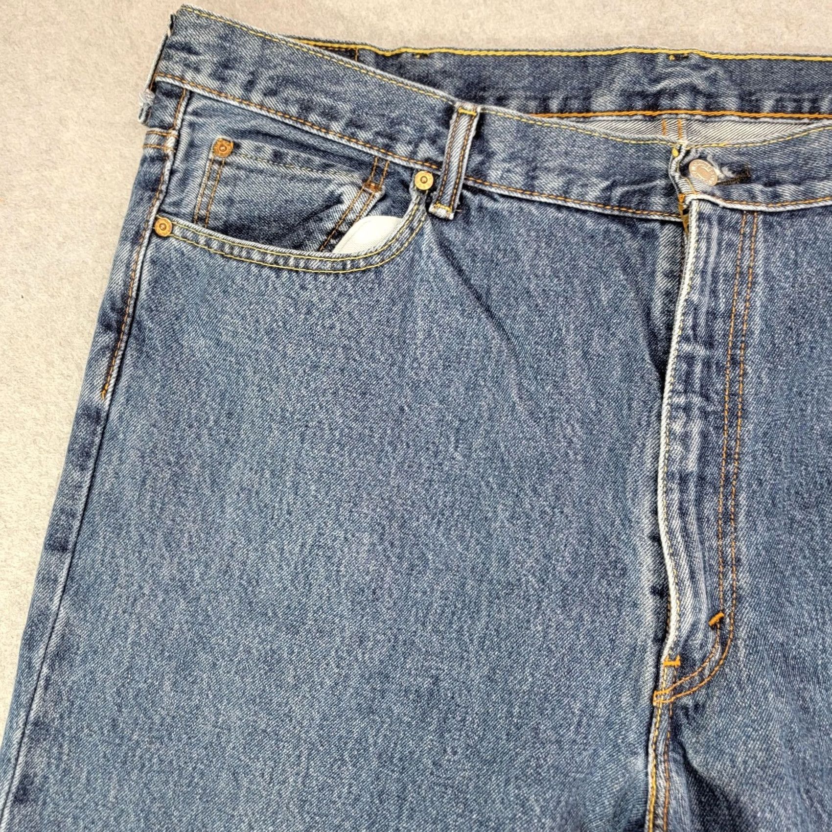 Levi's Levi's 550 Jeans Mens 44x30 Blue Relaxed Fit Tapered Leg Medium Wash Denim Pants Jeans Size US 44 / EU 60 - 3 Thumbnail