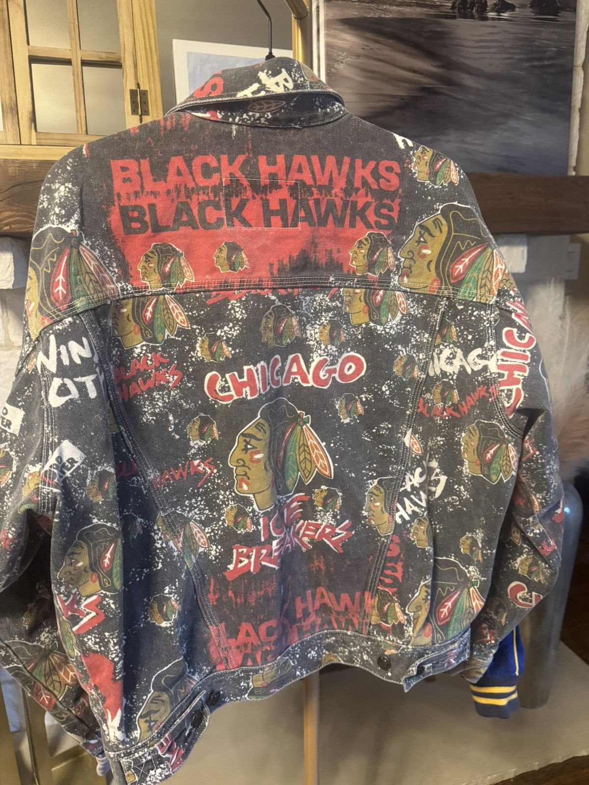 Other Vintage 1990’s Chicago Blackhawks AOP denim jacket Size US L / EU 52-54 / 3 - 4 Thumbnail