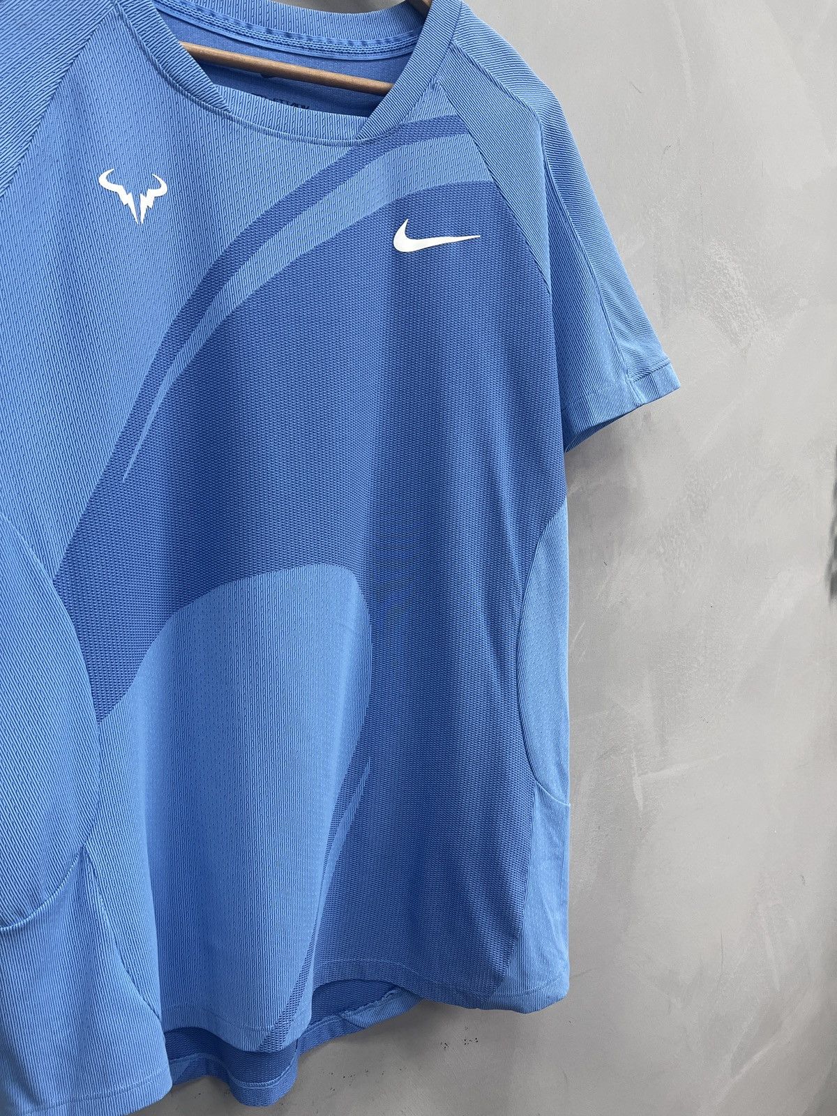 Nike Nike Tennis Rafa Nadal Blue Challenger T-Shirt Size US L / EU 52-54 / 3 - 3 Thumbnail