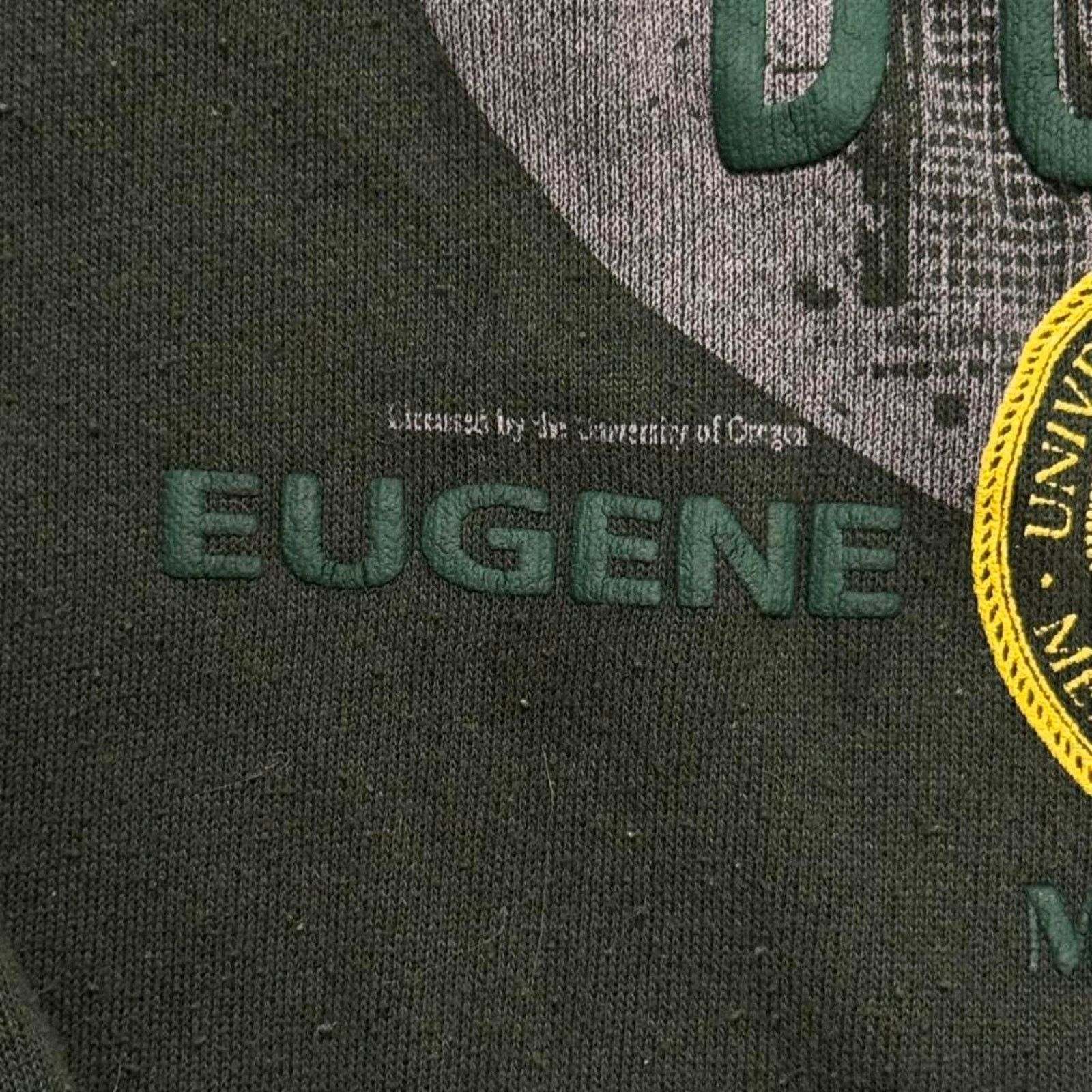 Other VTG OREGON DUCKS SWEATSHIRT MENS LARGE OFFICIALLY LICENSED Size US L / EU 52-54 / 3 - 3 Thumbnail