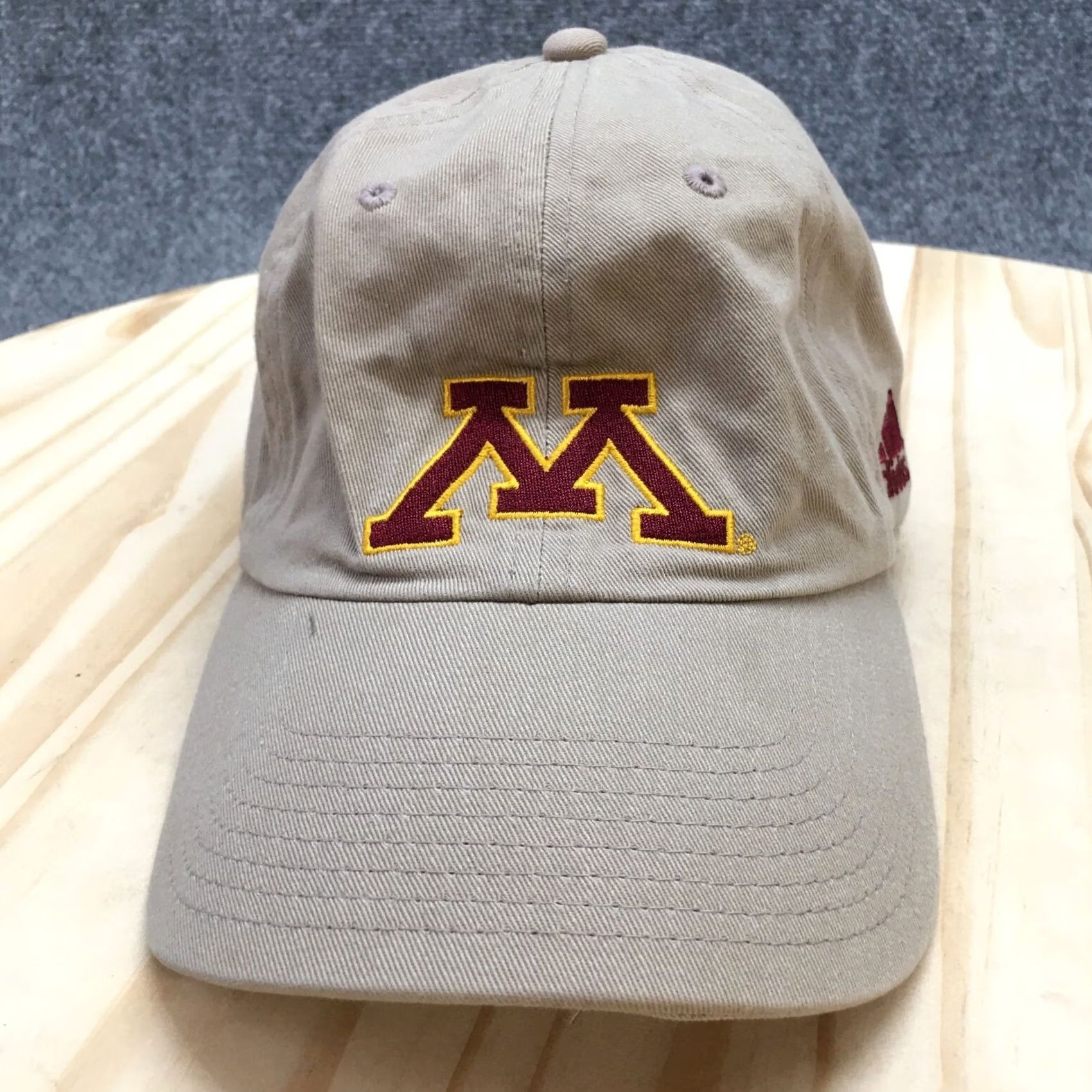 Adidas Adidas Minnesota Gophers Baseball Cap Hat OS Beige Adjustable Curved Brim Mens Size ONE SIZE - 2 Thumbnail