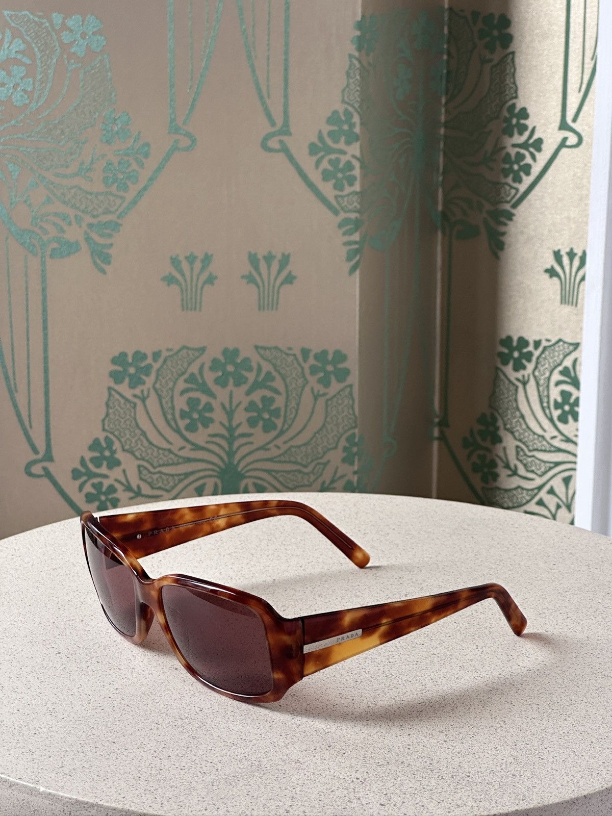 Prada Vintage Prada Logo Brown Square Turtle Sunglasses Spr 14H Size ONE SIZE - 1 Thumbnail