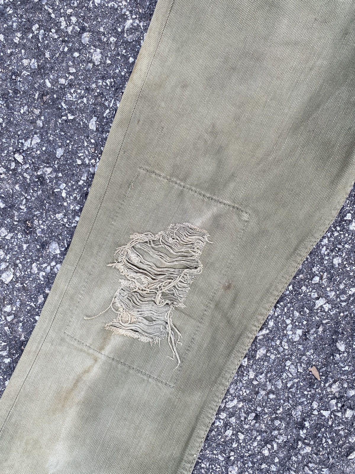 Japanese Brand Japanese Brand On Board Distressed Flare Denim Size US 31 - 6 Thumbnail