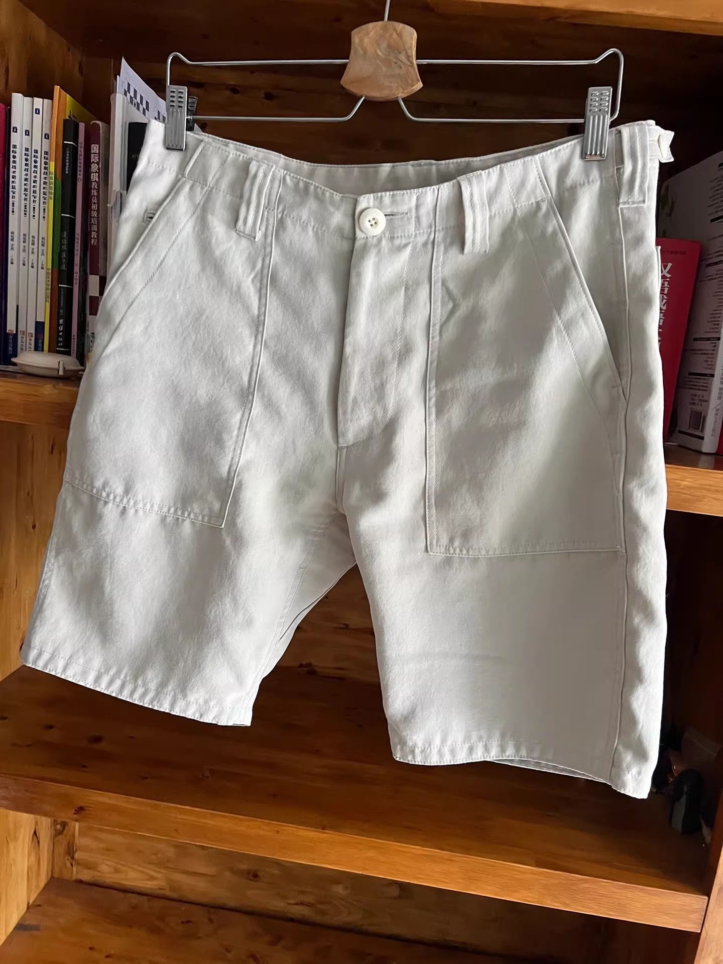 Nanamica Nanamica Light White Cargo Shorts Size US 32 / EU 48 - 2 Thumbnail