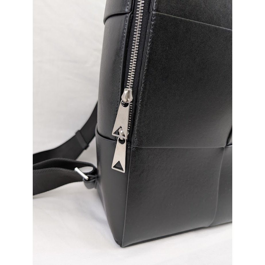 Bottega Veneta o1rshd1 Size: OS / Urban Leather Backpack in Black/Silver Size ONE SIZE - 14 Thumbnail