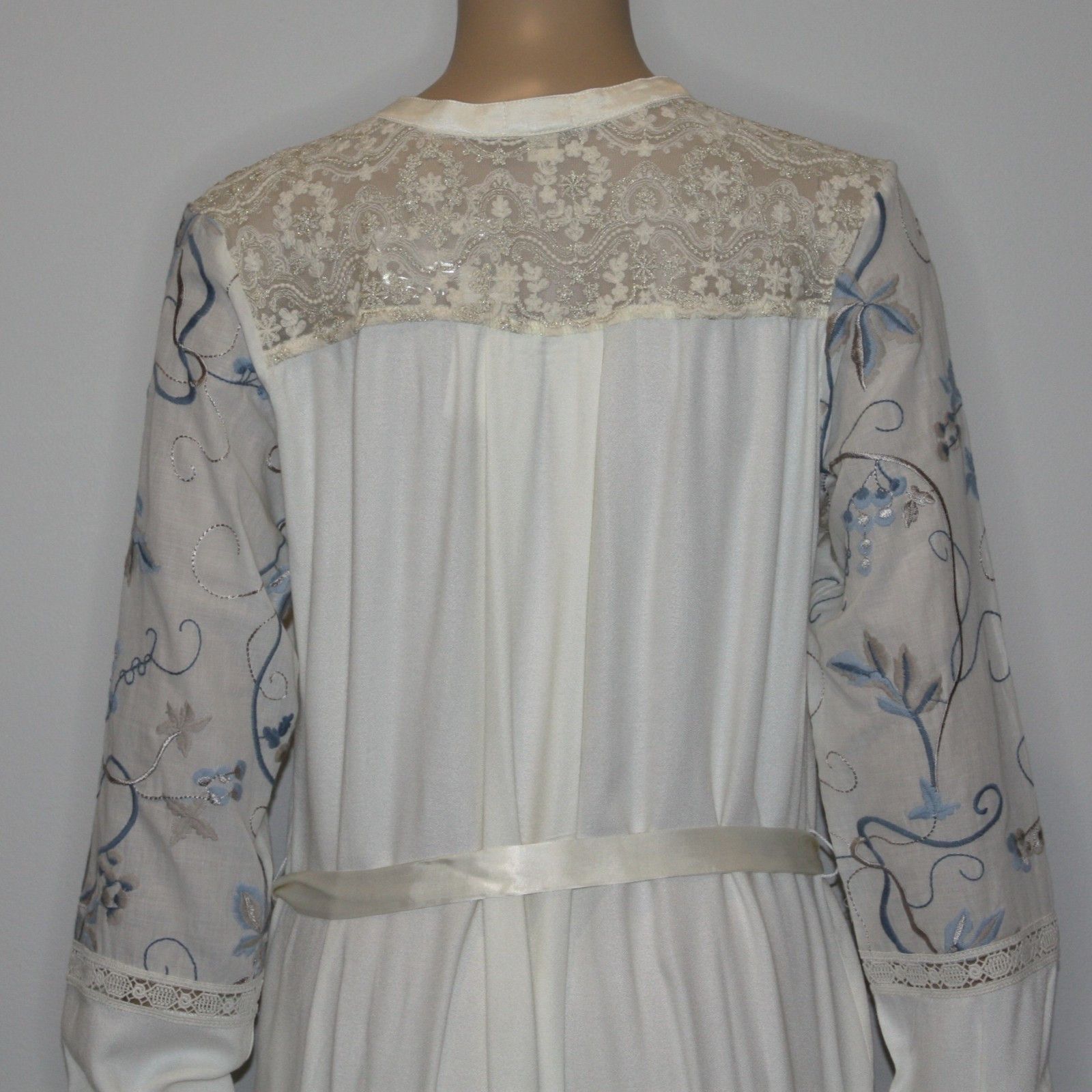 Anthropologie Tiny Amarante Embroidered Shirtdress Dress size M NWT $148 Size M / US 6-8 / IT 42-44 - 11 Thumbnail