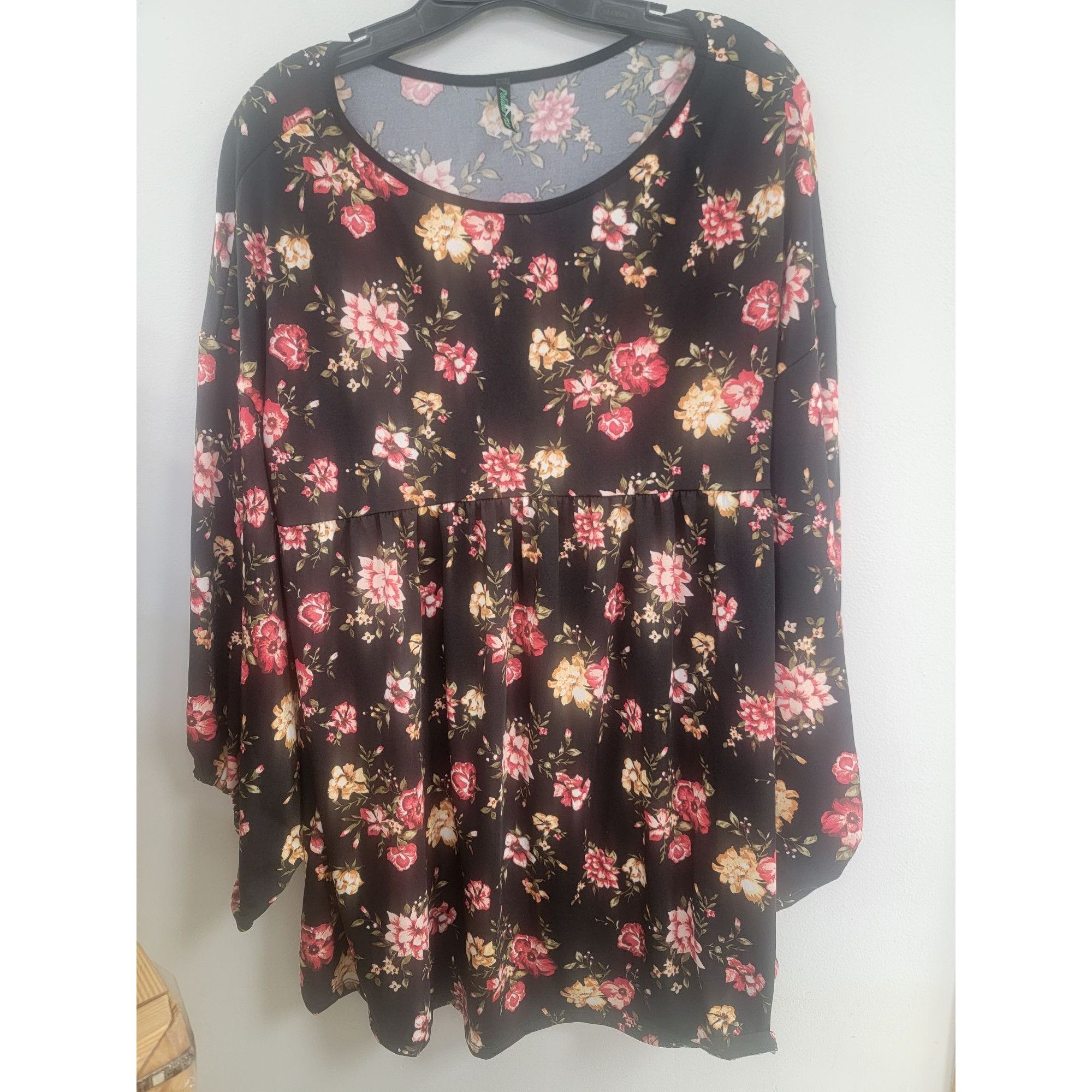 Other Poliana Plus Womens Floral Black Tunic Top 3XL Rayon/Polyest Size 3XL / US 20-22 - 2 Thumbnail
