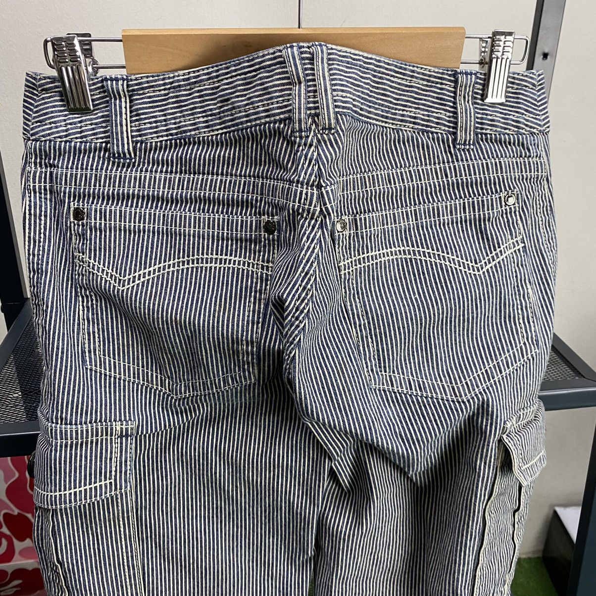 Burberry BURBERRY BLUE LABEL FLARE HICKORY CARGO PANTS MULTIPOCKET Size 30" / US 8 / IT 44 - 12 Thumbnail