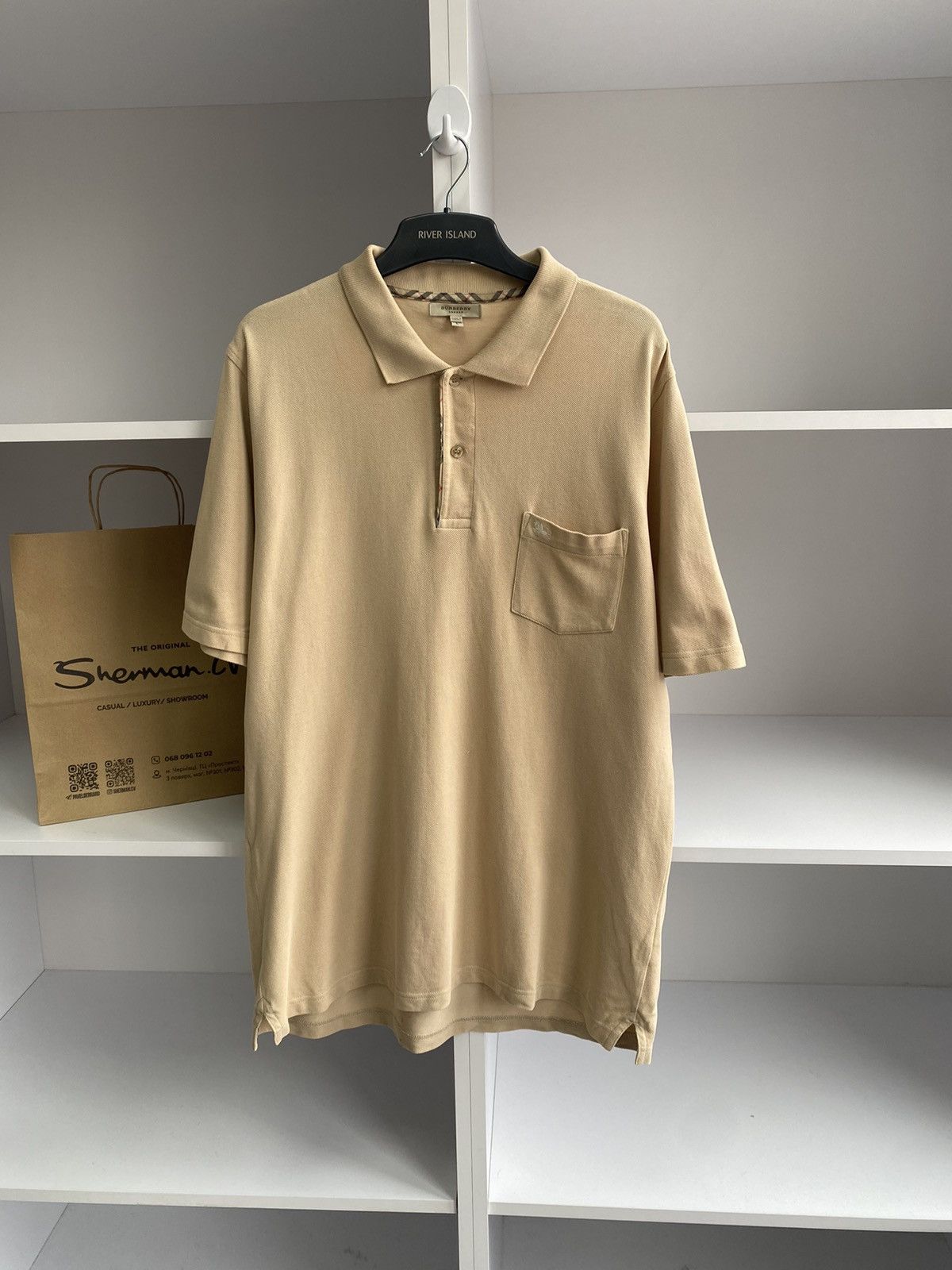 Burberry × Vintage Vintage Burberry Beige Luxury Polo T-Shirt Size US L / EU 52-54 / 3 - 1 Thumbnail