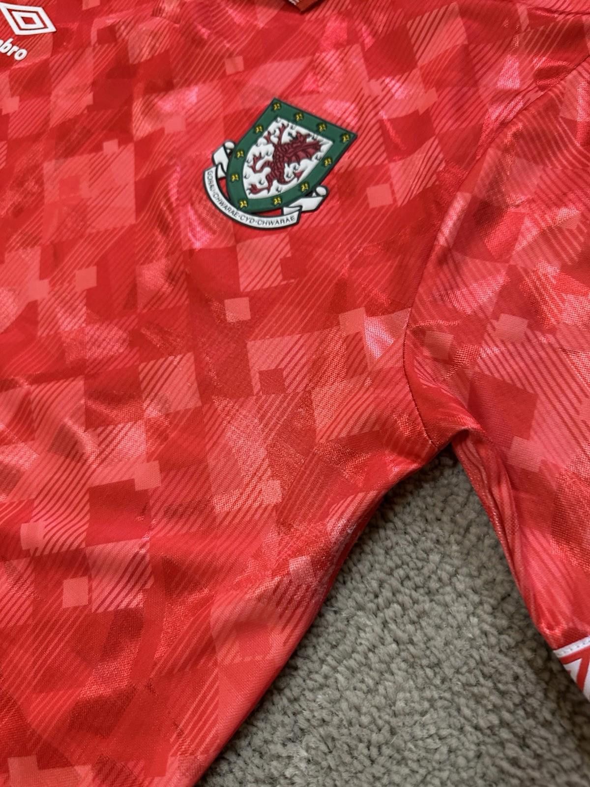 Umbro Umbro Wales 1990/92 Home Football Shirt Soccer Shirt Sz XL Size US XL / EU 56 / 4 - 5 Thumbnail