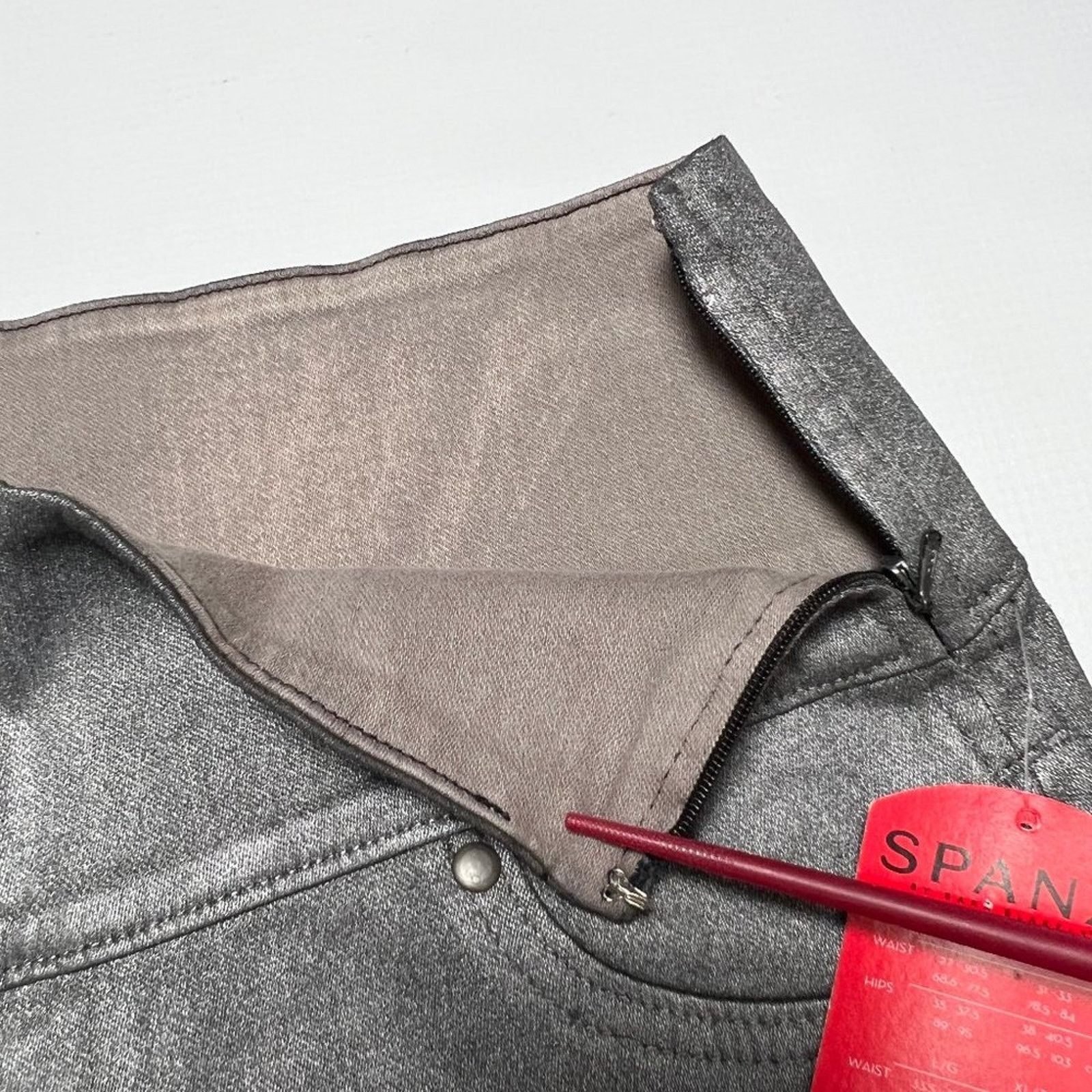 Spanx SPANX Solace Wax Denim Legging Pewter Gray Size L Size 28" / US 6 / IT 42 - 5 Thumbnail