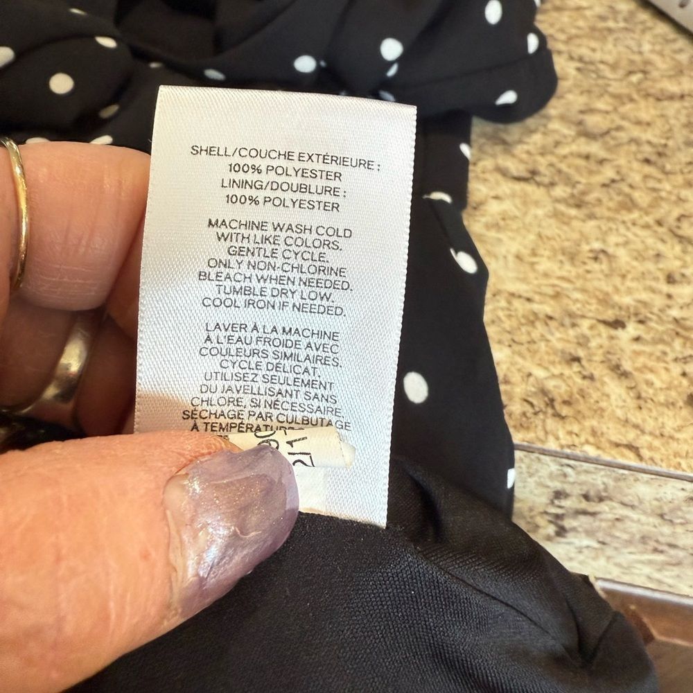 Express Express size 4, mini dress, black or white polkadots Size S / US 4 / IT 40 - 6 Thumbnail