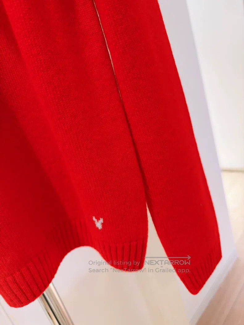 Loro Piana Loro Piana Limited Edition Rabbit Red Cashmere Sweater Size XS / US 0-2 / IT 36-38 - 4 Thumbnail