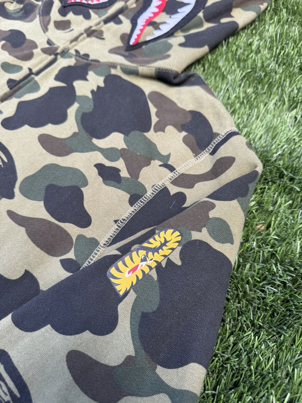 Bape BAPE Camo PONR Shark Full Zip Hoodie Size US XL / EU 56 / 4 - 2 Thumbnail