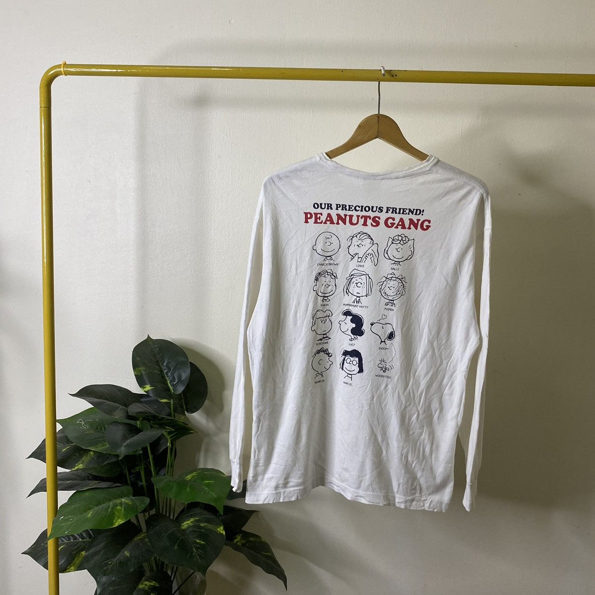 Peanuts GU x Peanuts Gang 70th Anniversary Collaboration LS T Shirt Size US M / EU 48-50 / 2 - 1 Thumbnail