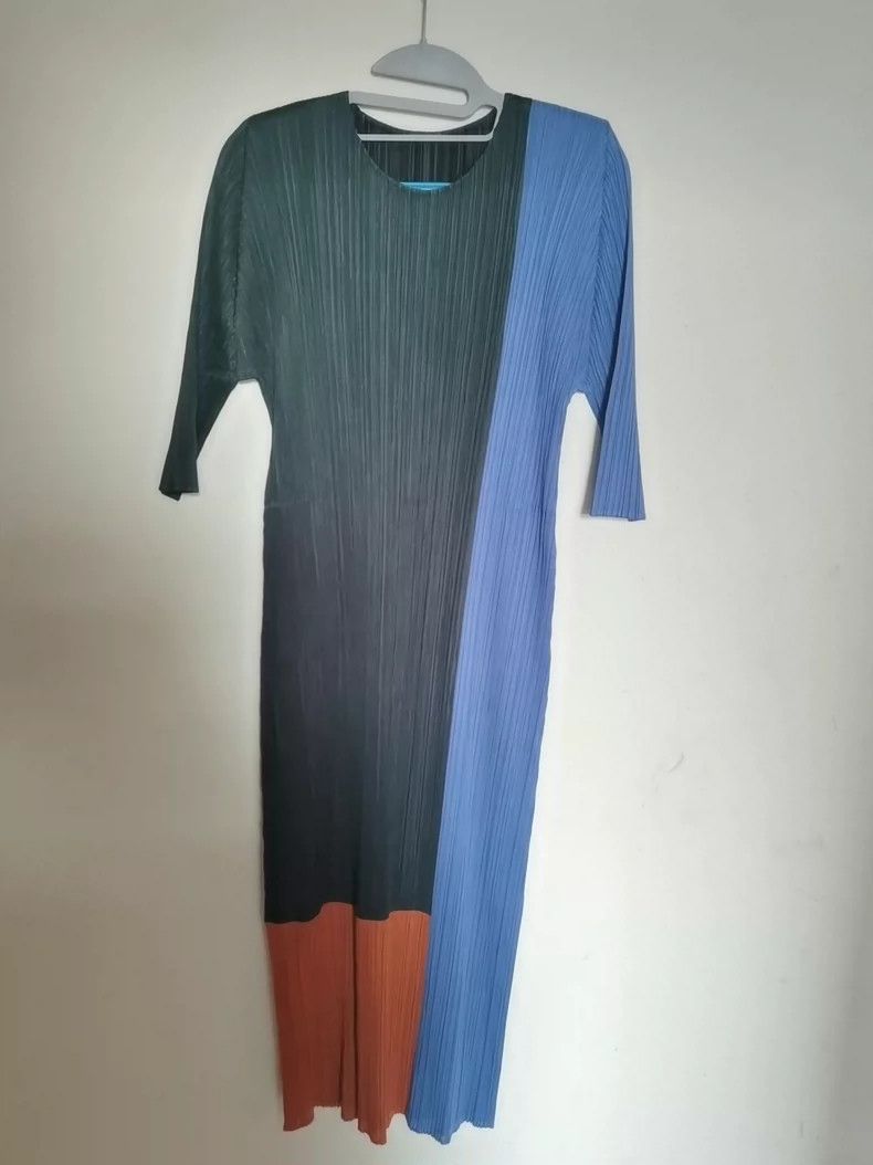 Issey Miyake Issey Miyake size:4 Blue and green color-blocked pleated d Size L / US 10 / IT 46 - 1 Thumbnail