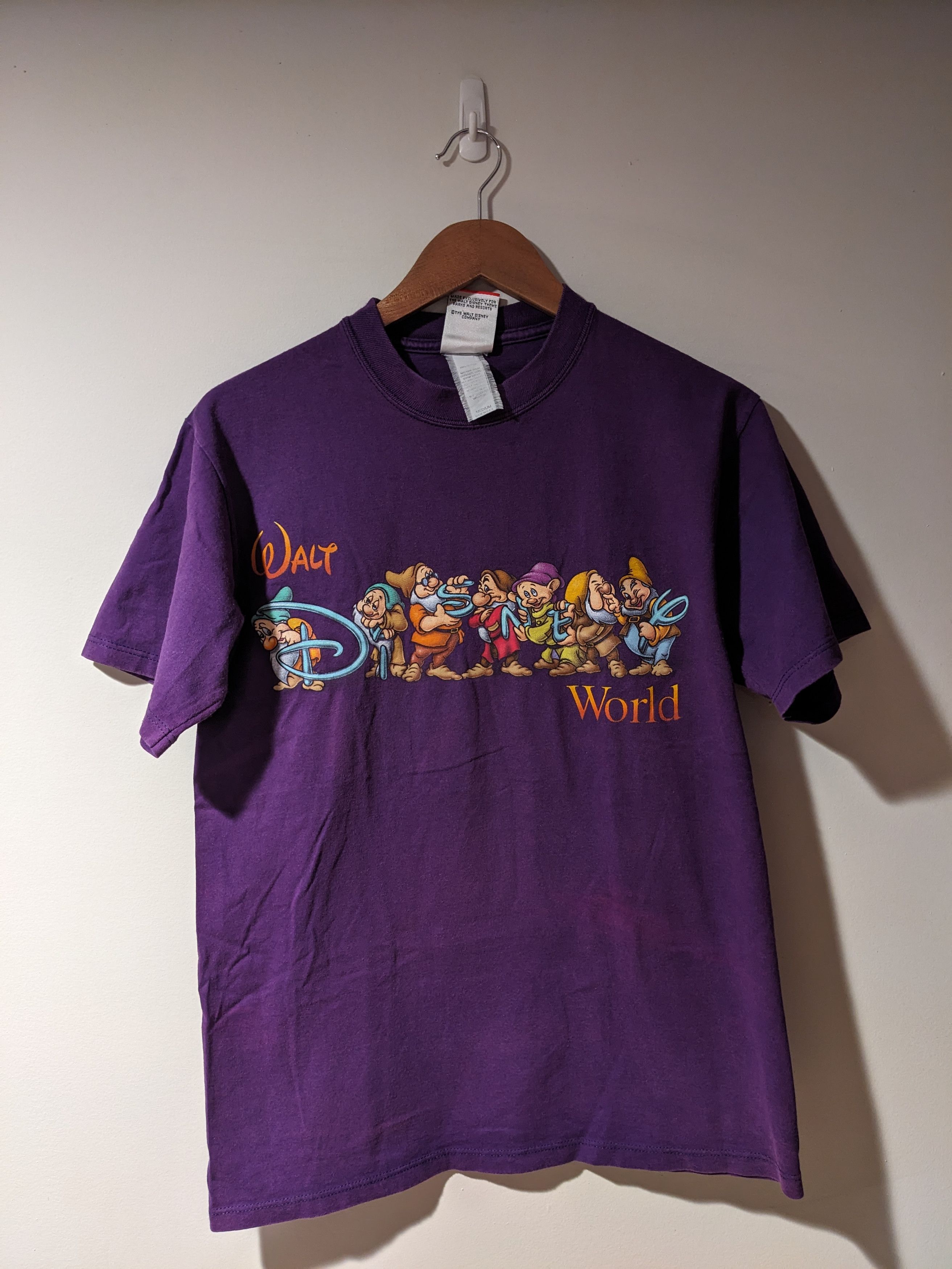 Disney × Mickey Inc × Vintage Vintage 90s Walt Disney World White Seven Dwarfs T-Shirt Size US M / EU 48-50 / 2 - 1 Thumbnail
