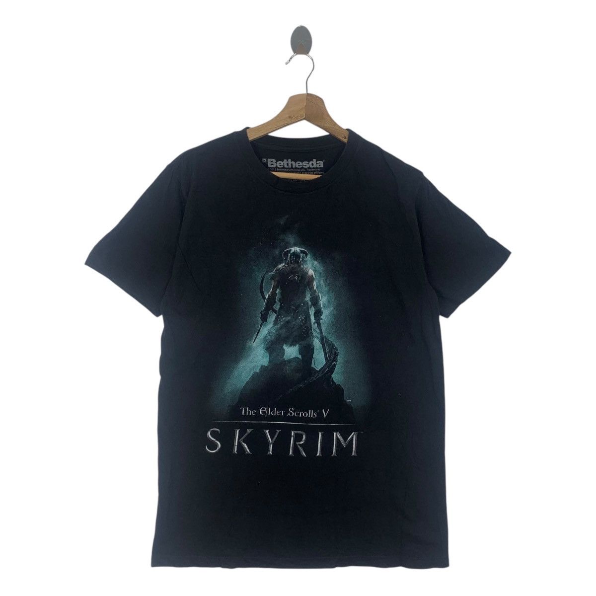 Vintage SKYRIM THE ELDER SCROLLS Video Game Tee Shirt Top Bethesda Size US M / EU 48-50 / 2 - 1 Thumbnail