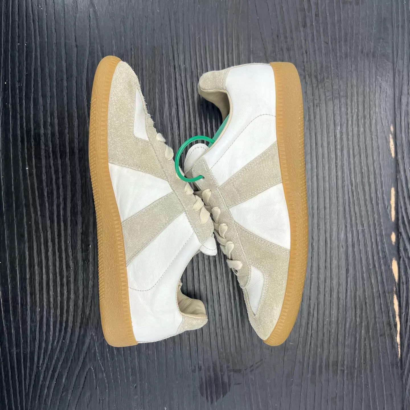 Maison Margiela Maison Margiela Replica White/Gray 37 Boxed Good Size US 6.5 / IT 36.5 - 2 Thumbnail